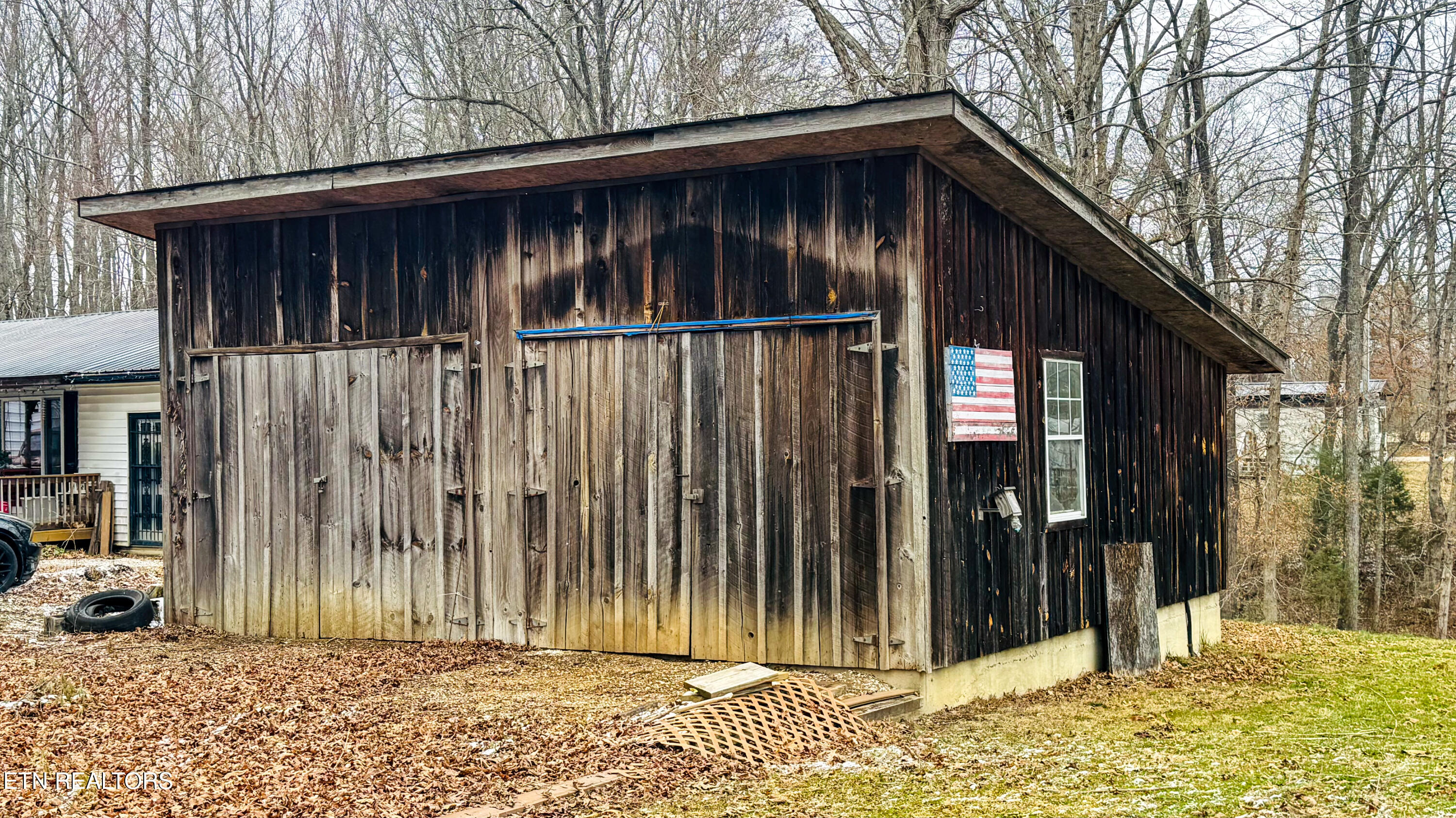 357 Pine Creek Road Oneida TN 37841