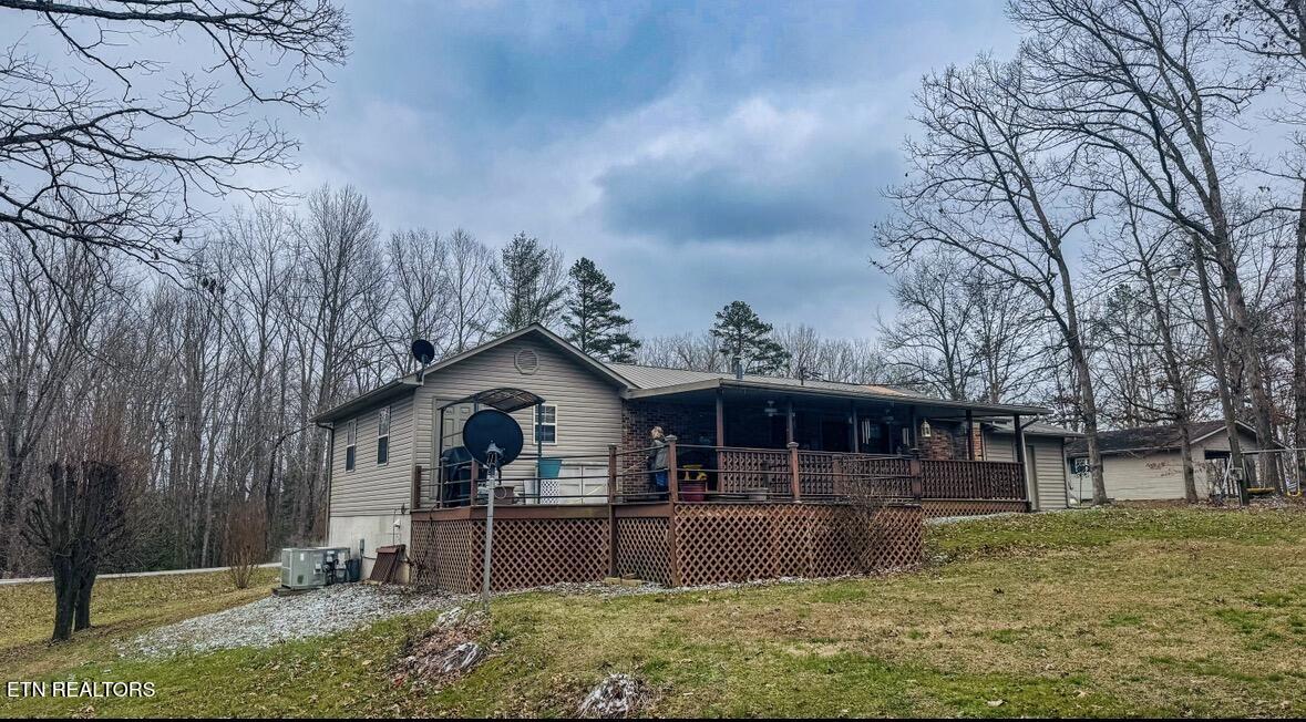 357 Pine Creek Road Oneida TN 37841