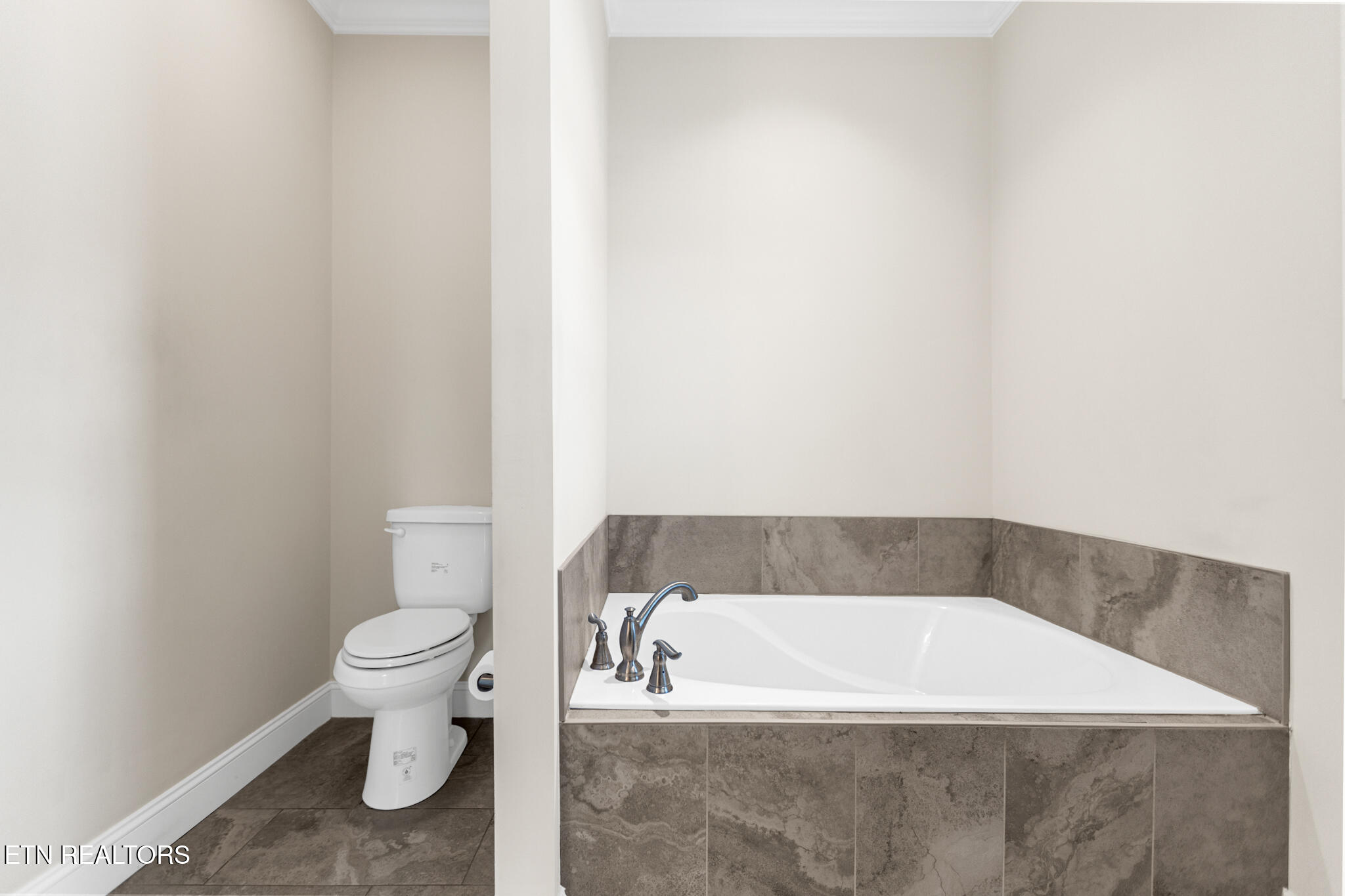 5904 Savant Lane Knoxville TN 37918