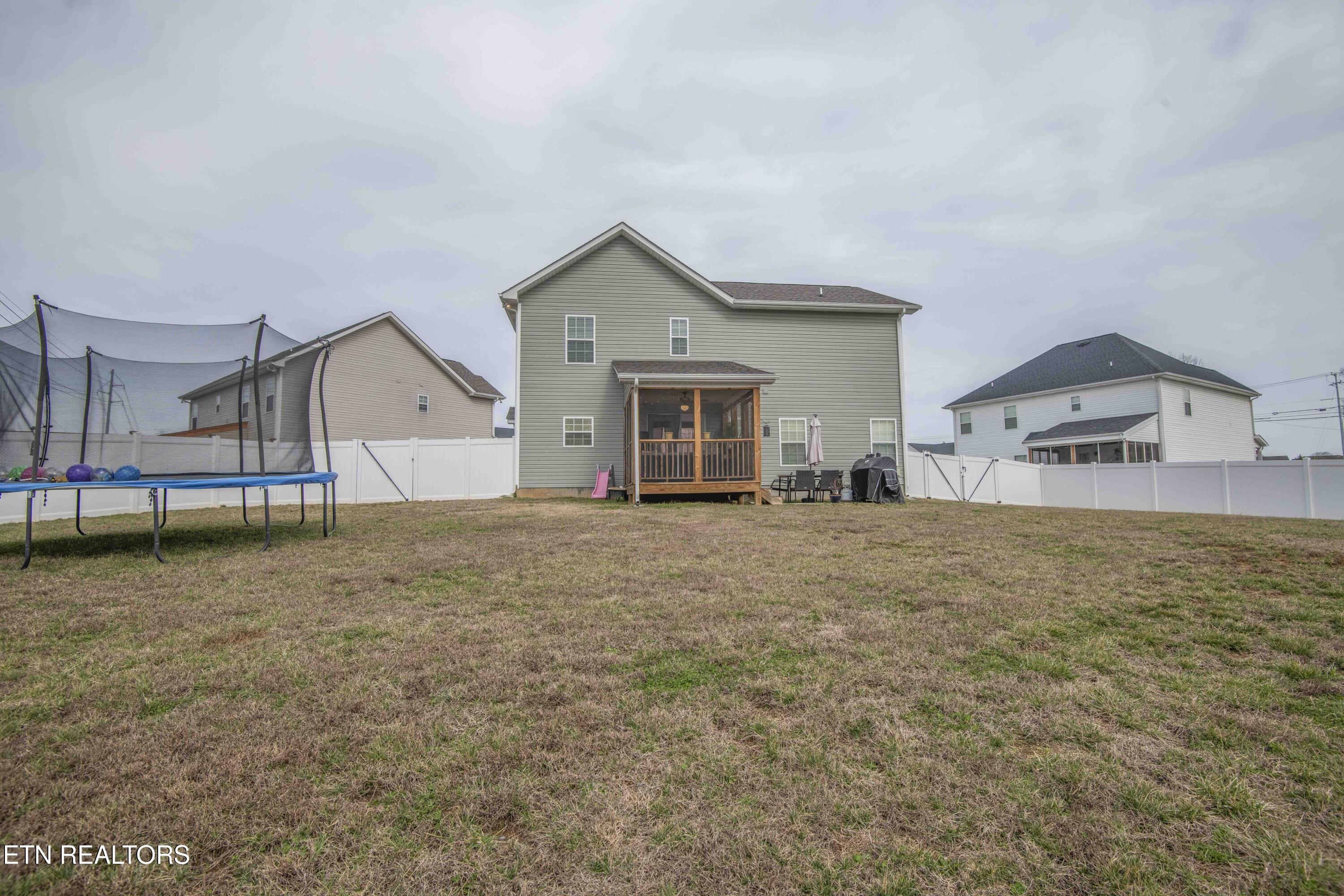 5904 Savant Lane Knoxville TN 37918