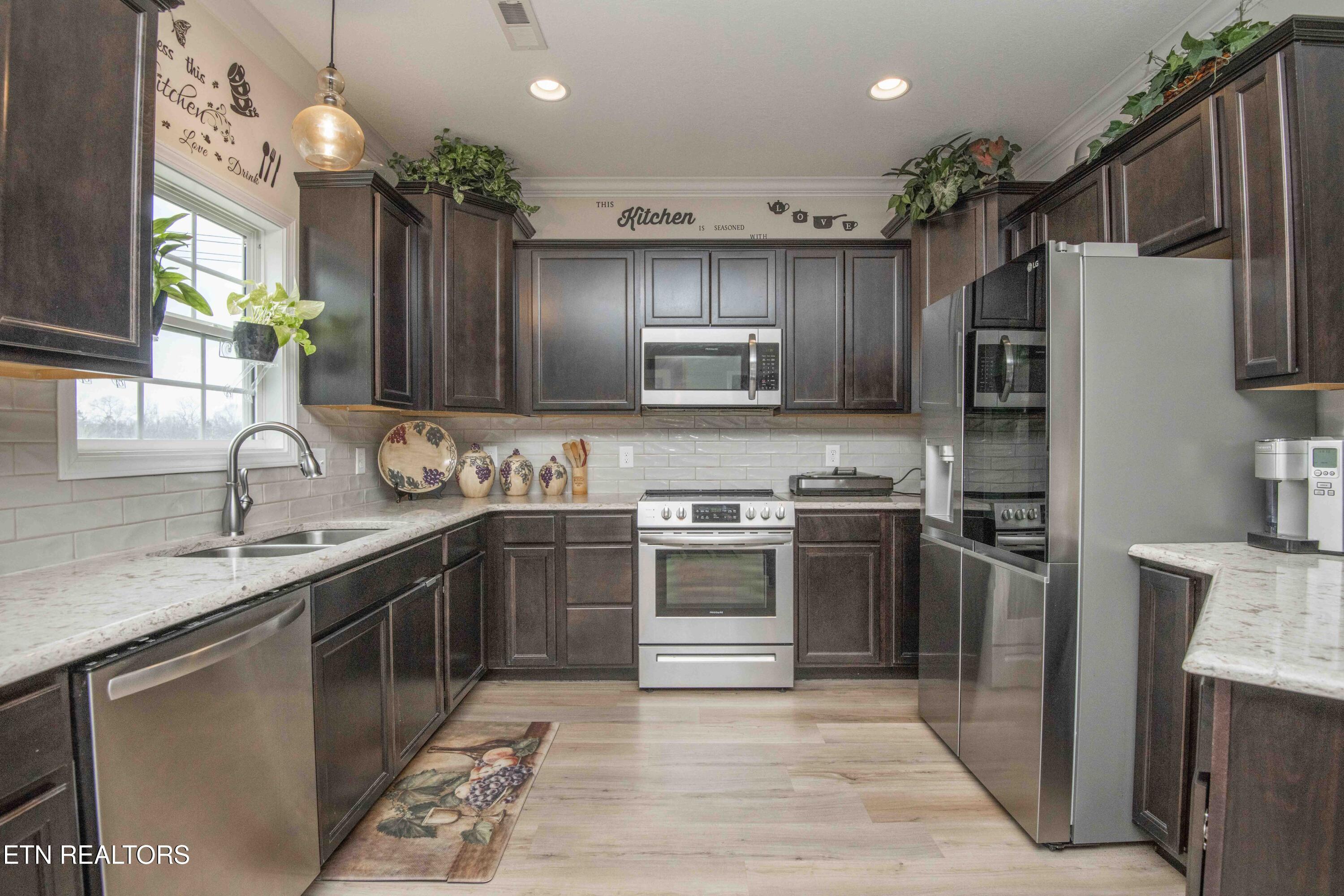 5904 Savant Lane Knoxville TN 37918