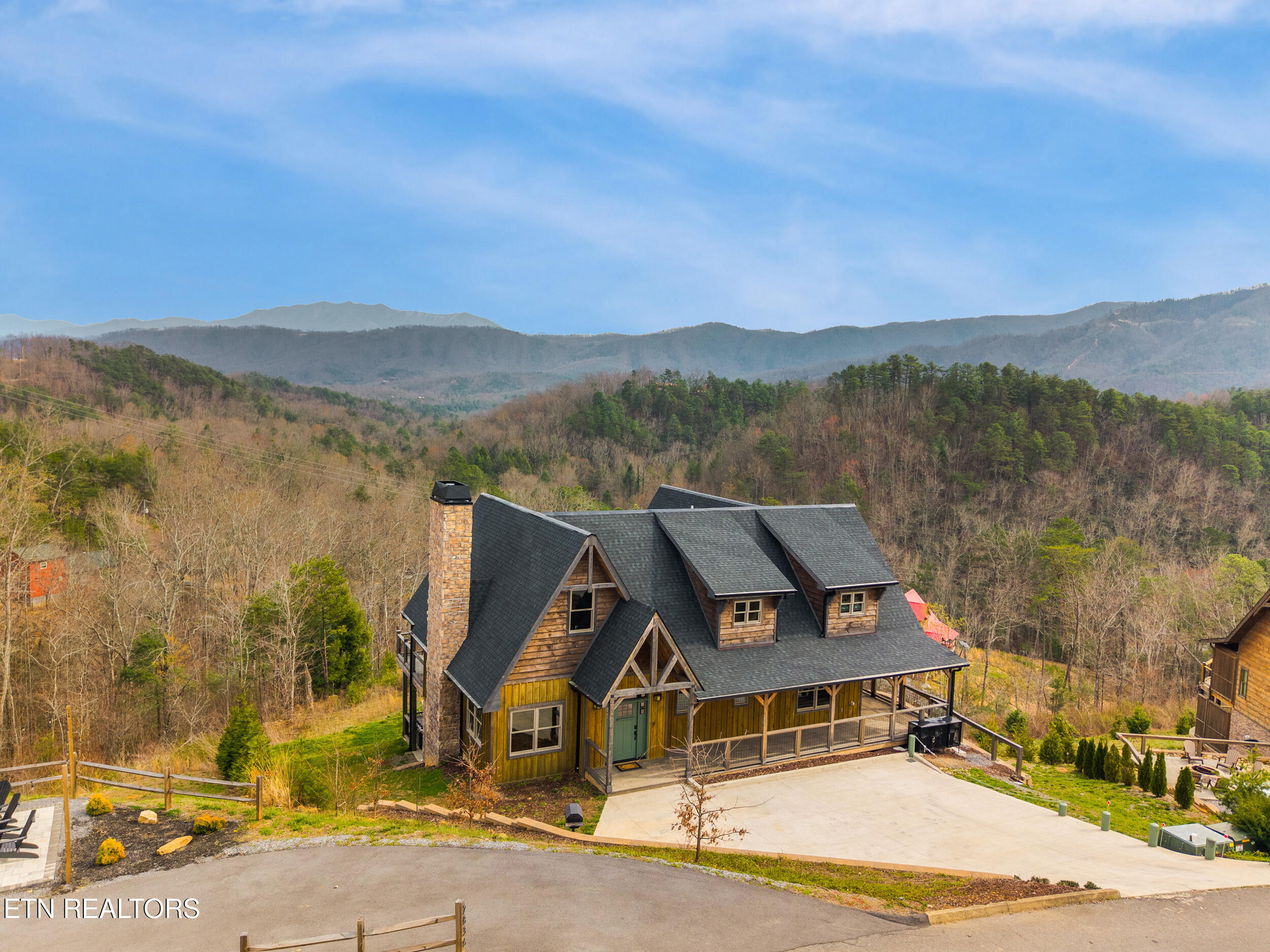 2832 Red Sky Drive Sevierville TN 37862
