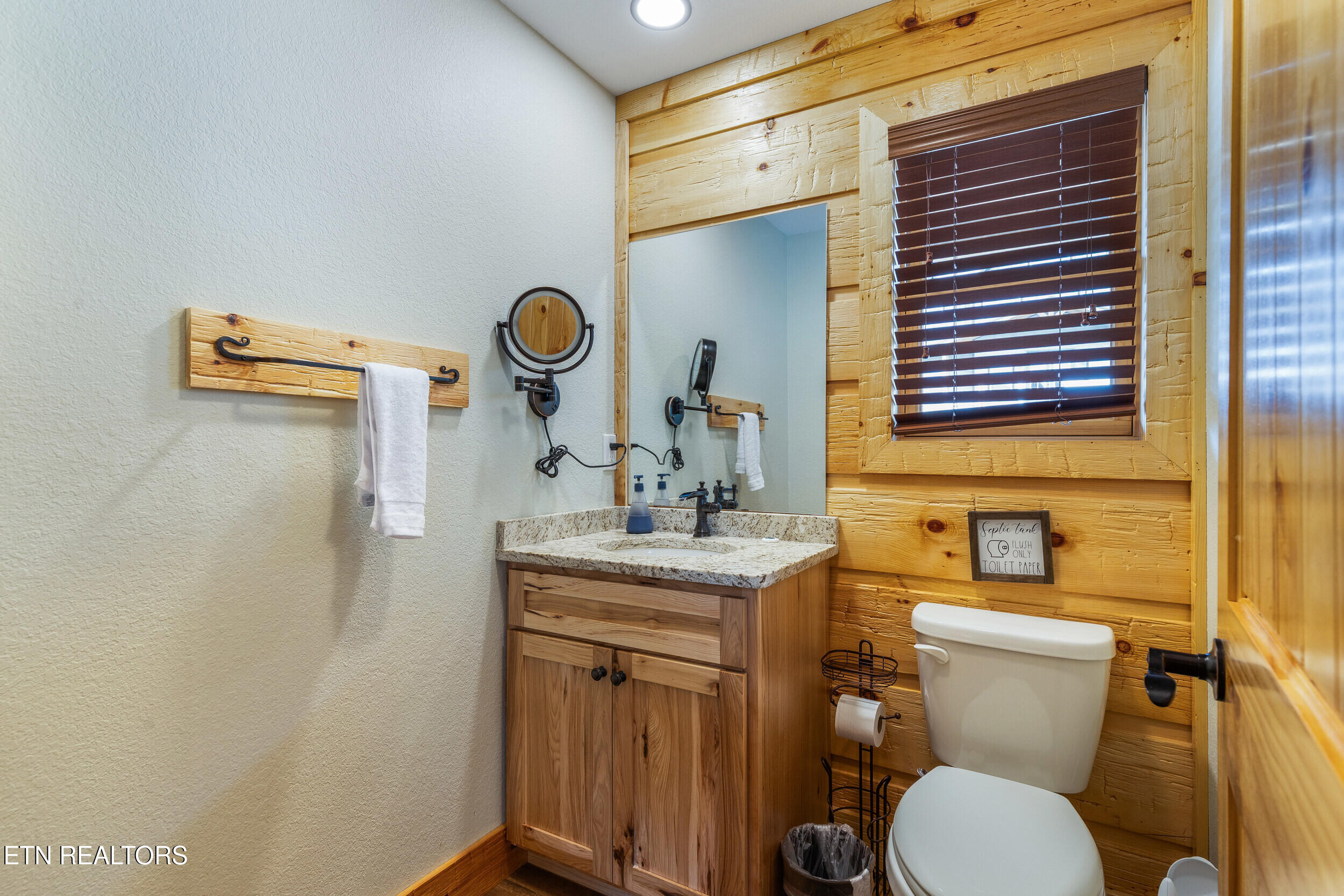 2832 Red Sky Drive Sevierville TN 37862
