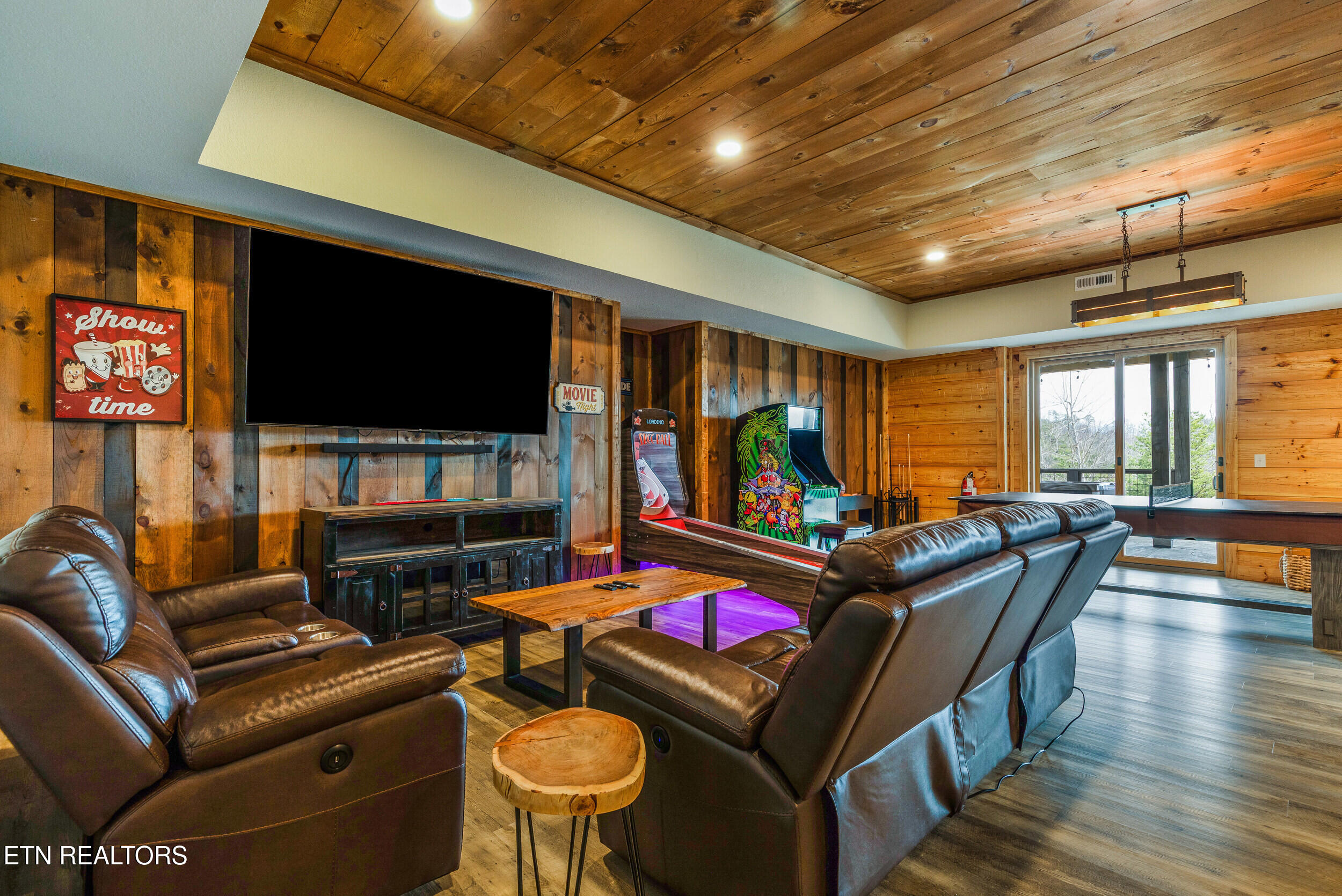 2832 Red Sky Drive Sevierville TN 37862