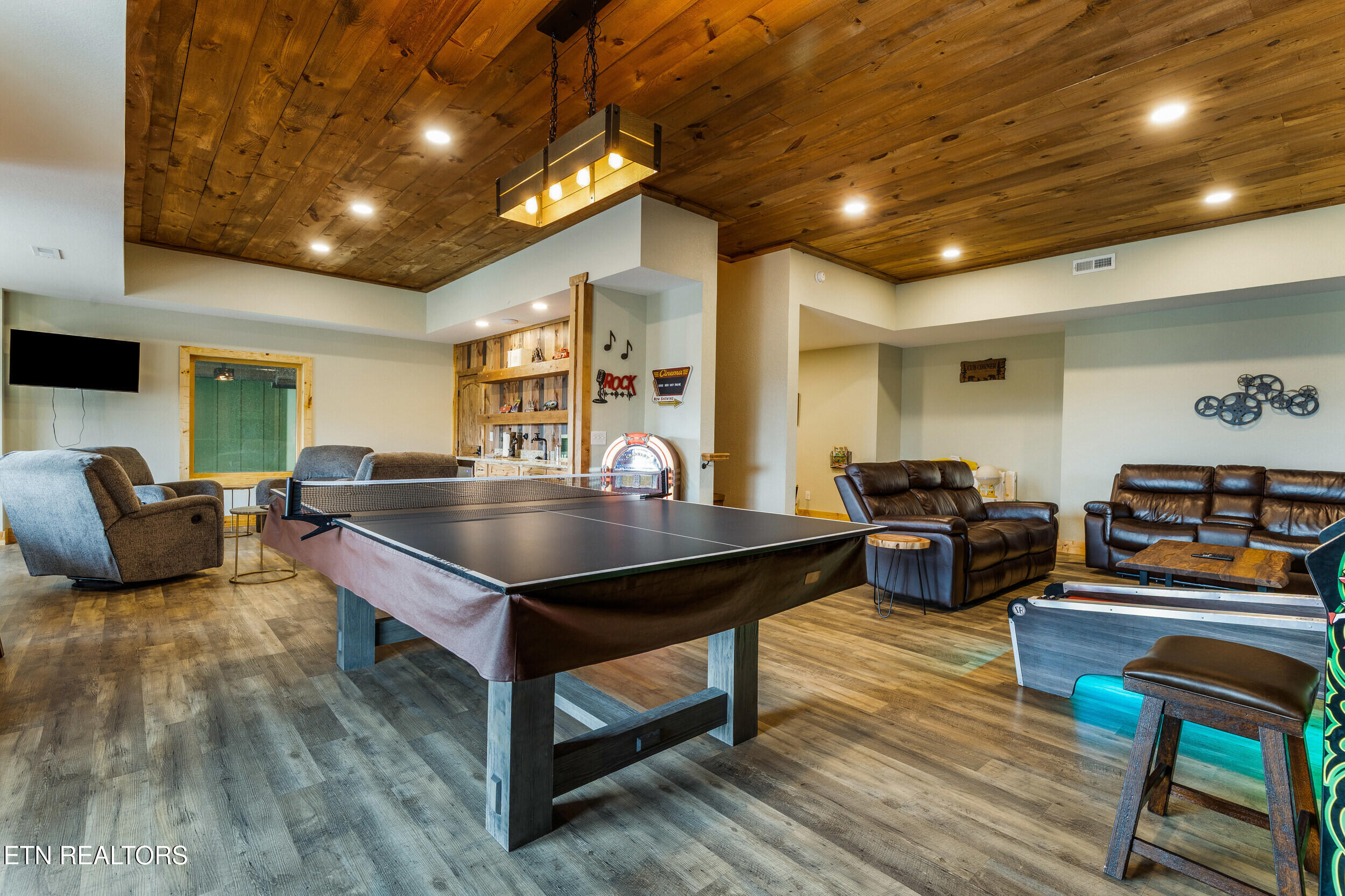 2832 Red Sky Drive Sevierville TN 37862
