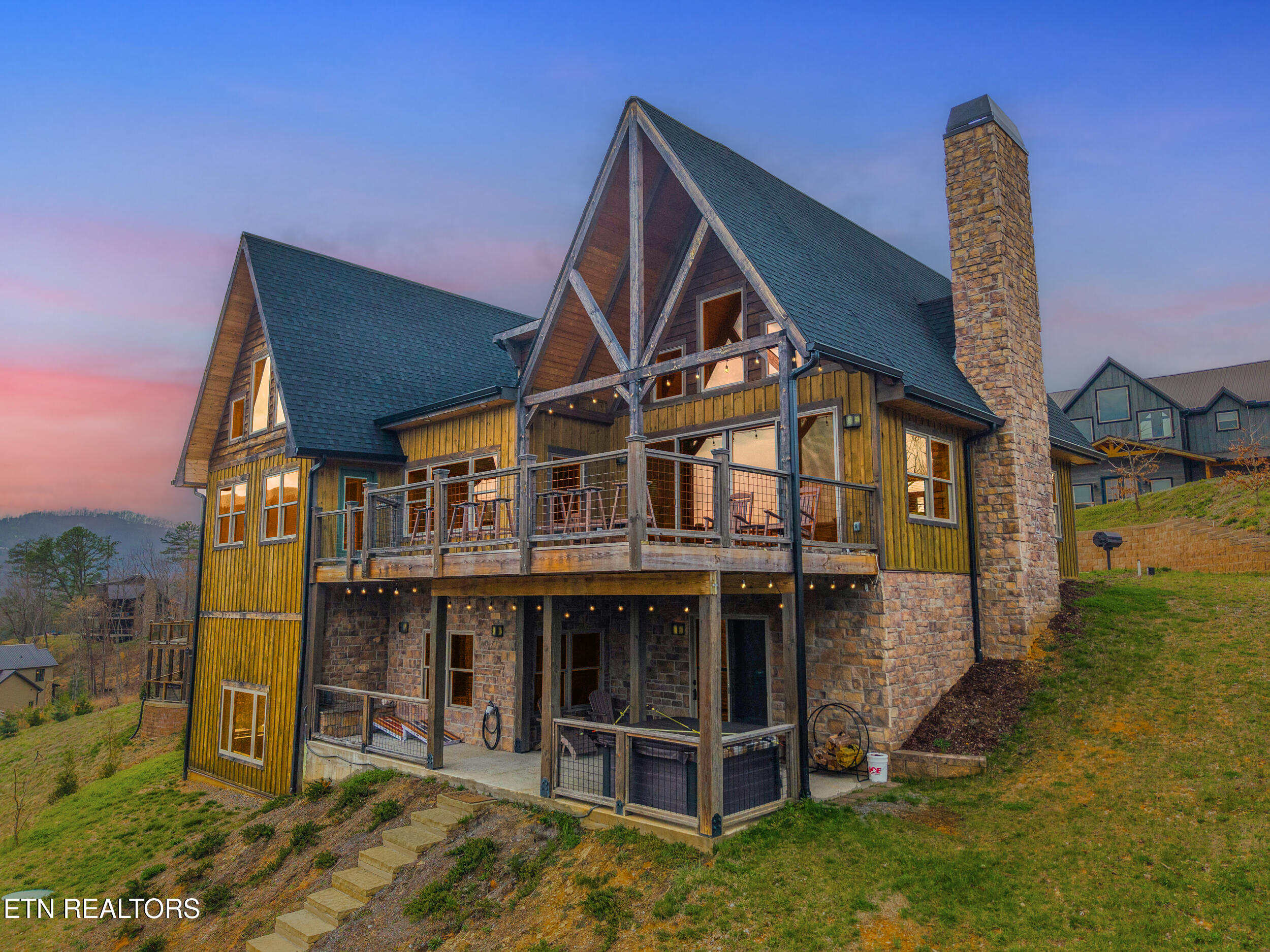 2832 Red Sky Drive Sevierville TN 37862