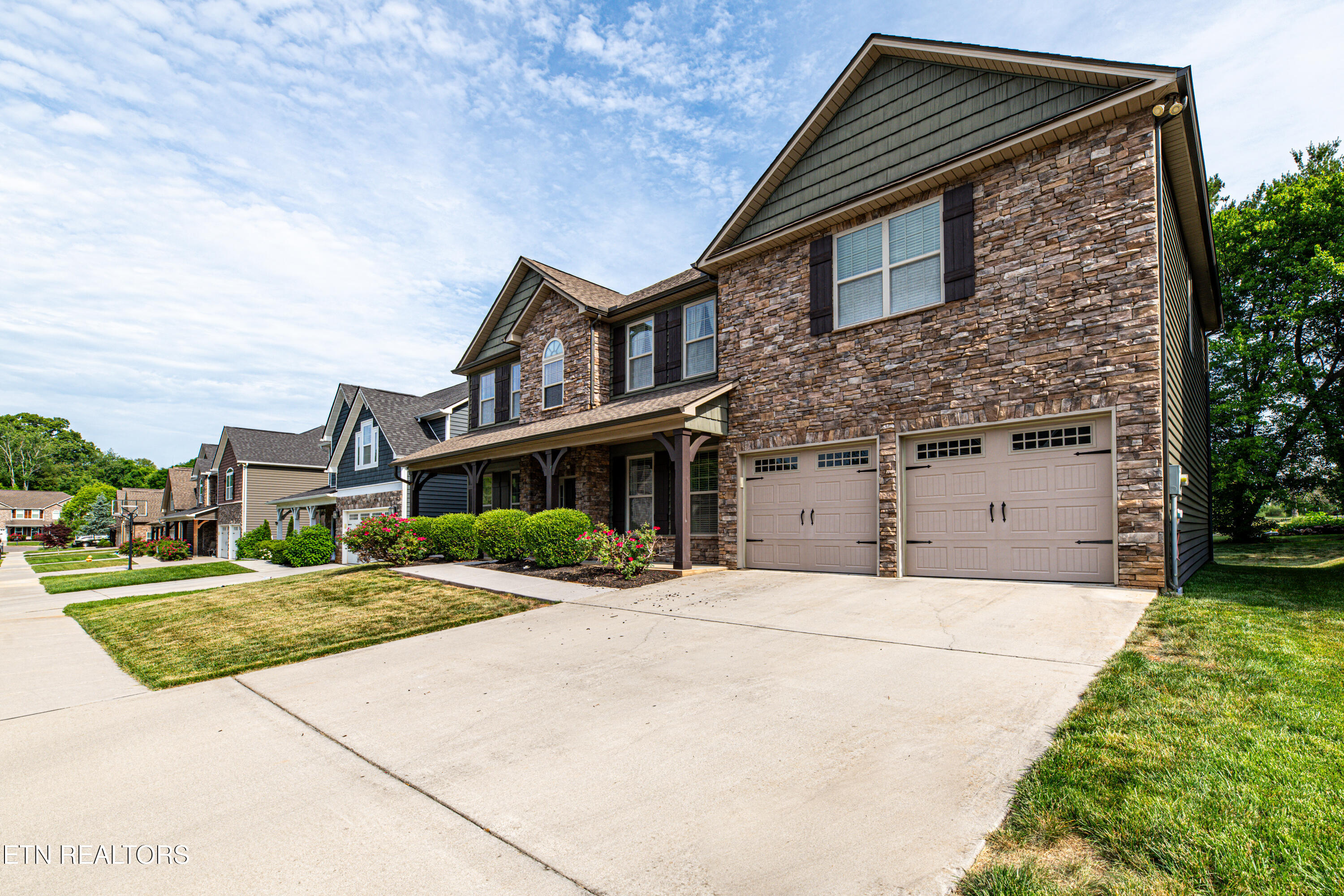 8815 Samuel Andrew Lane Knoxville TN 37922