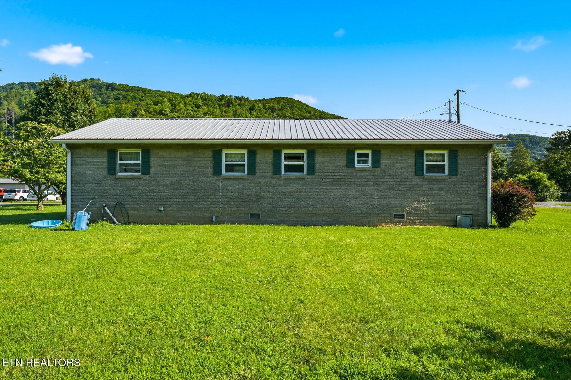 912 Bud Lane Pigeon Forge TN 37863
