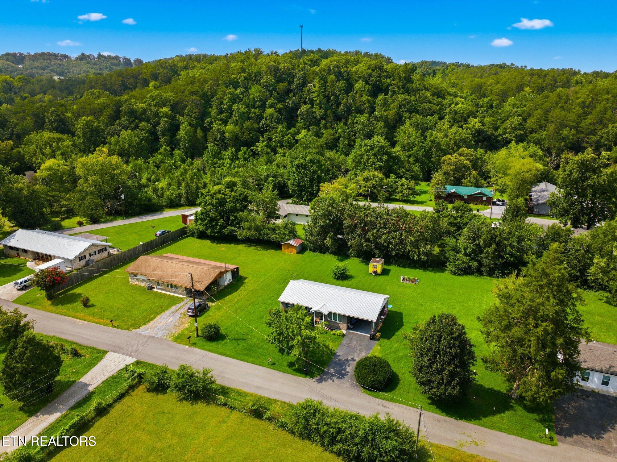 912 Bud Lane Pigeon Forge TN 37863