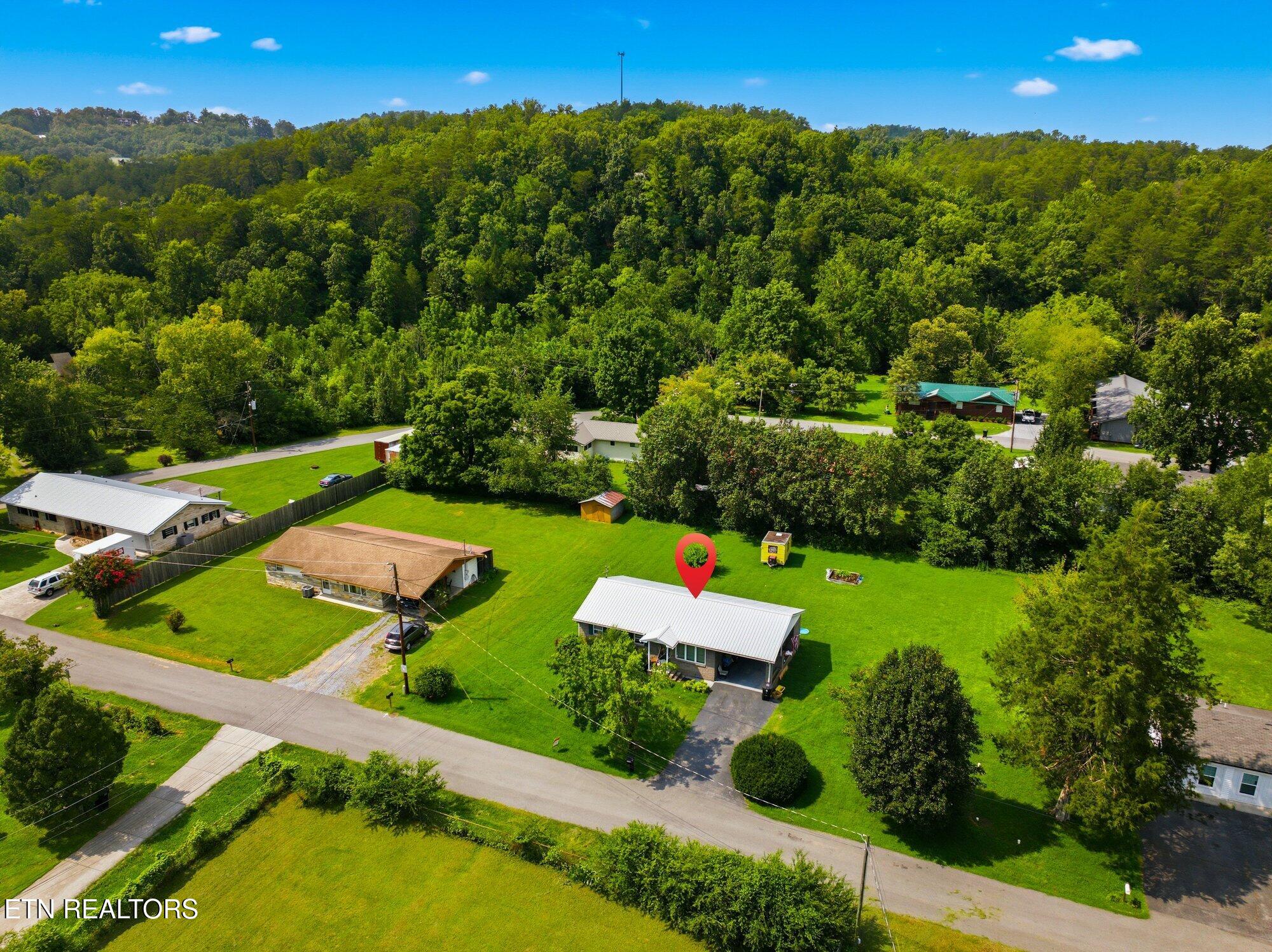 912 Bud Lane Pigeon Forge TN 37863