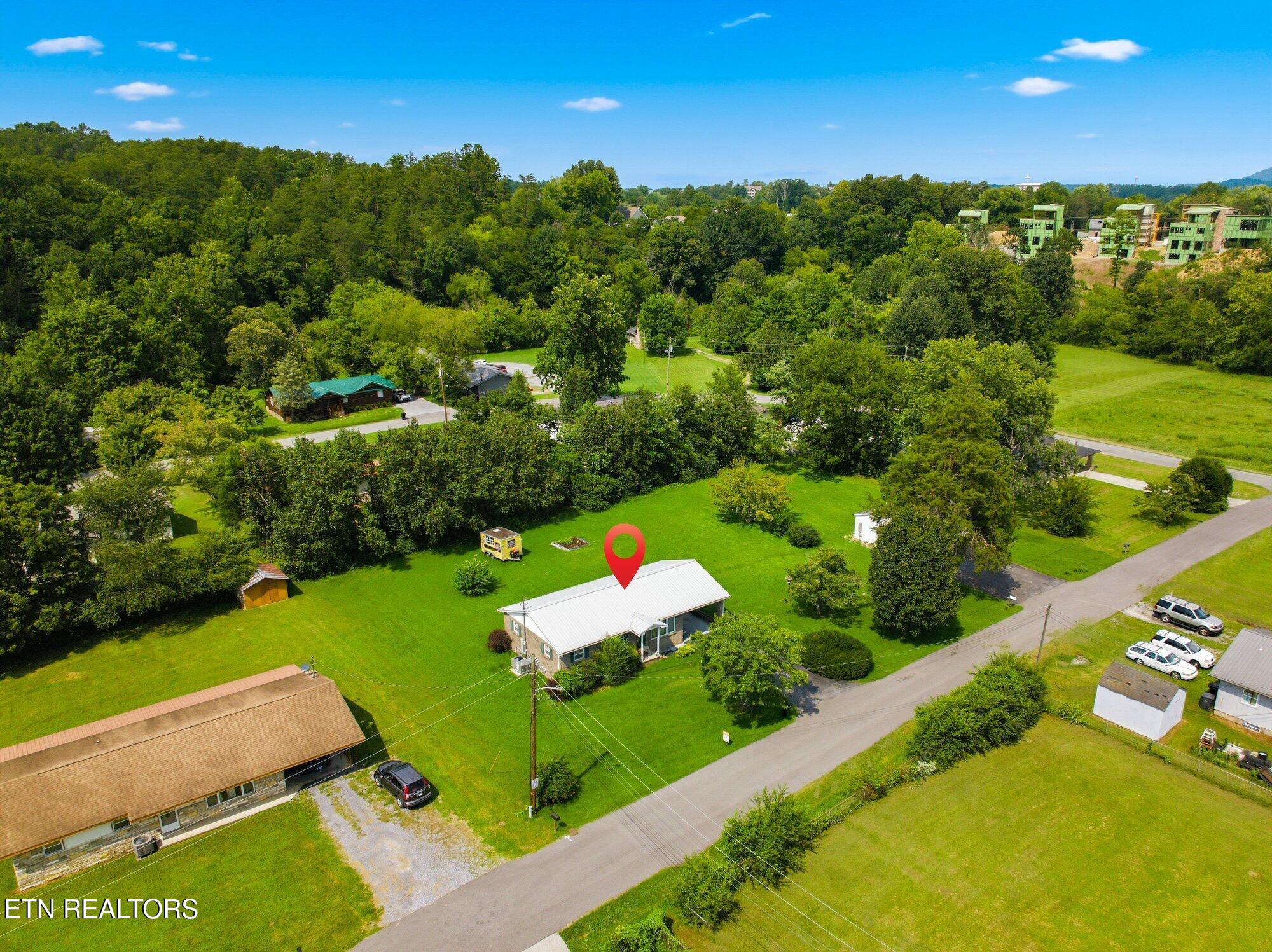 912 Bud Lane Pigeon Forge TN 37863
