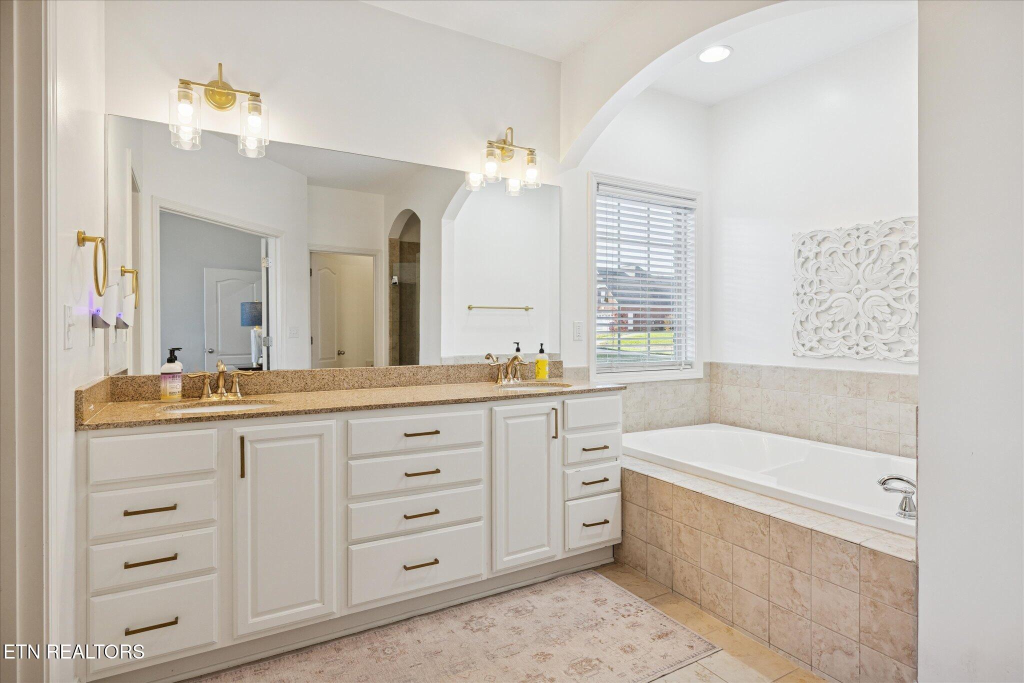 12802 Lily Pond Lane Knoxville TN 37922