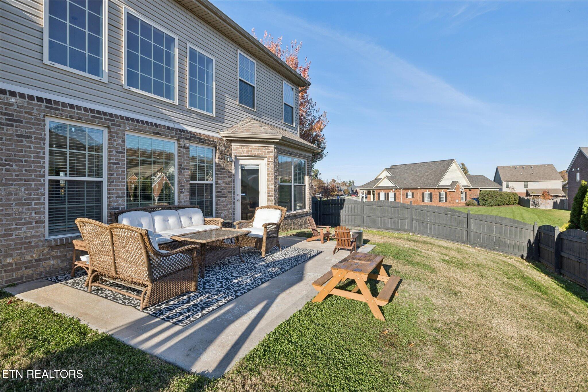 12802 Lily Pond Lane Knoxville TN 37922