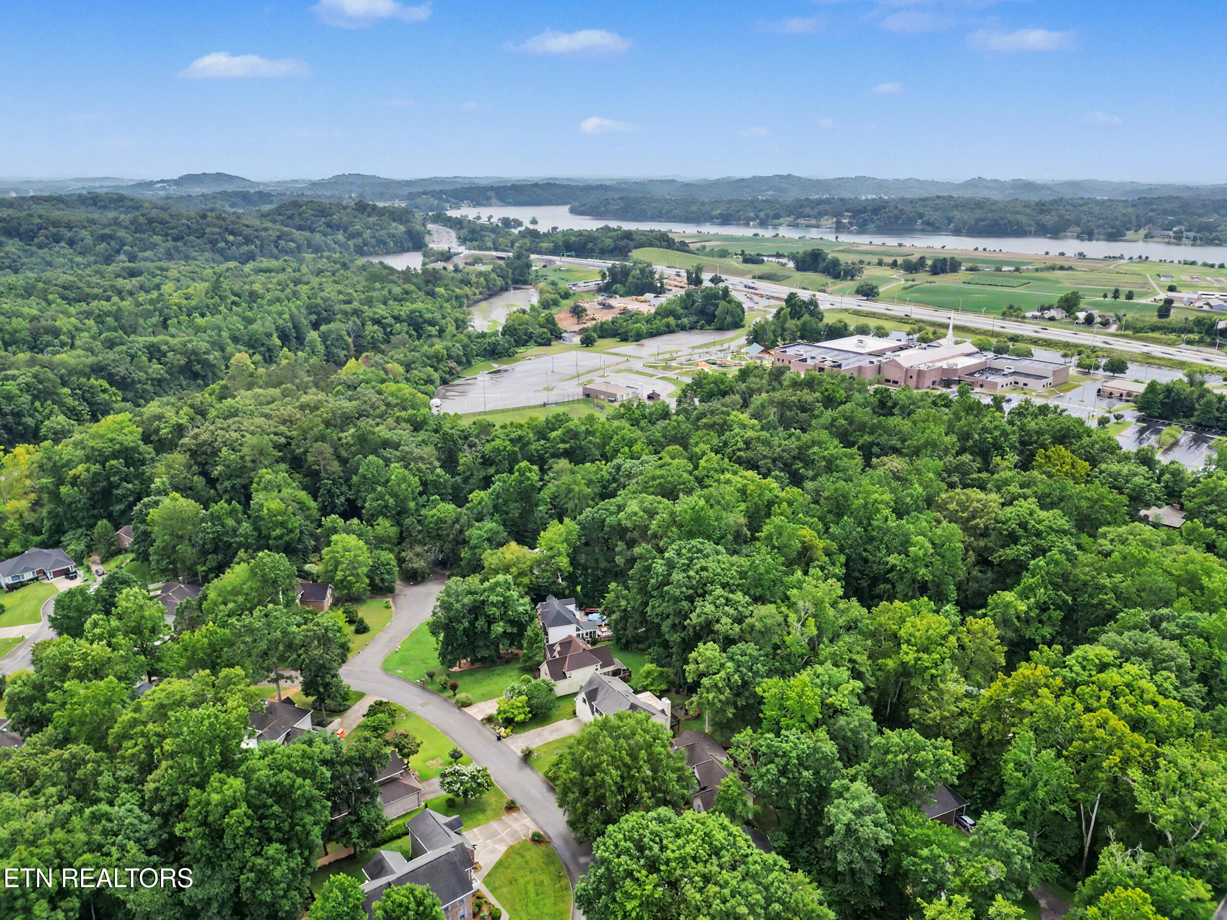 5516 Oakside Drive Knoxville TN 37920