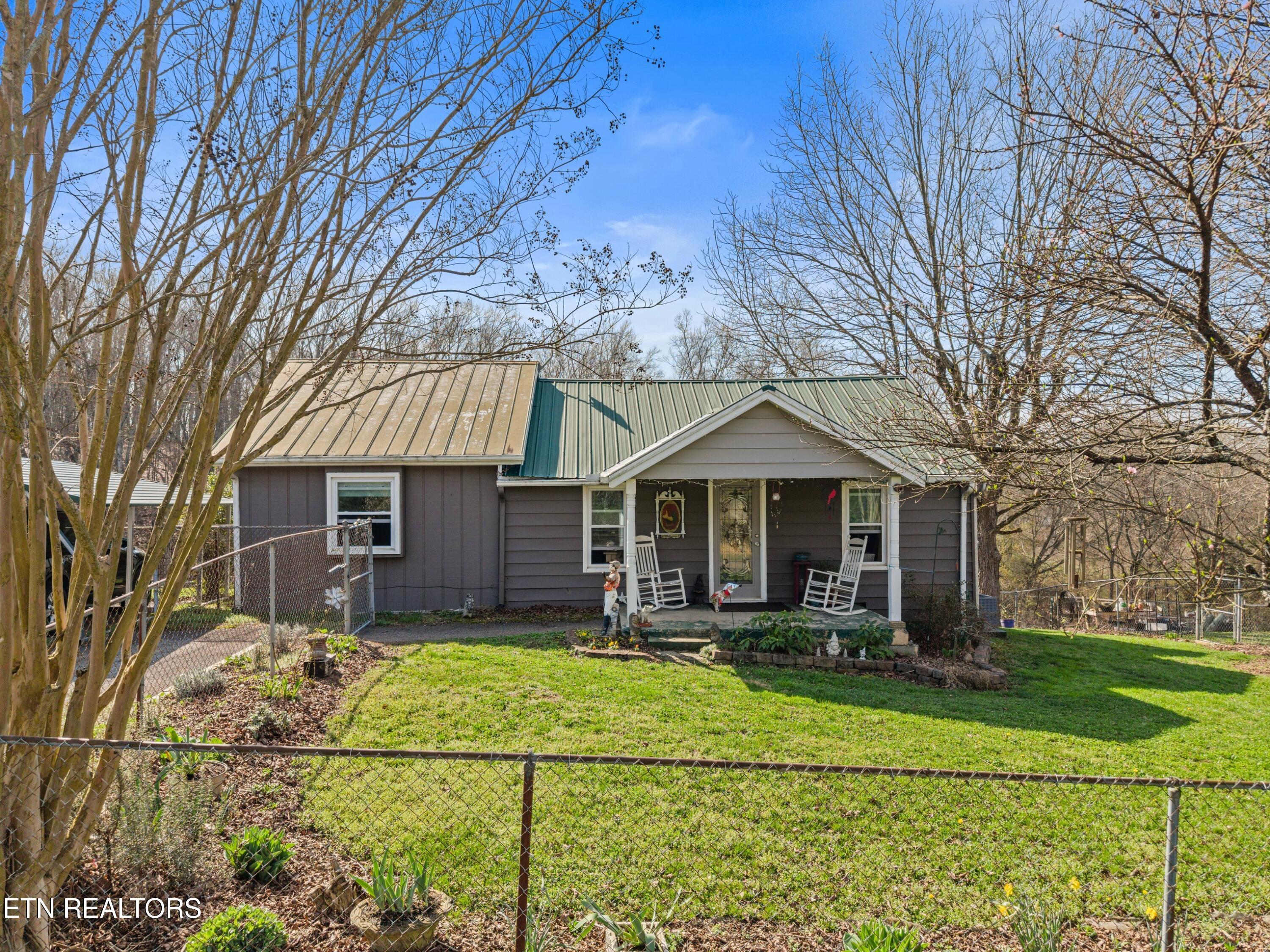 3621 Leadvale Road White Pine TN 37890