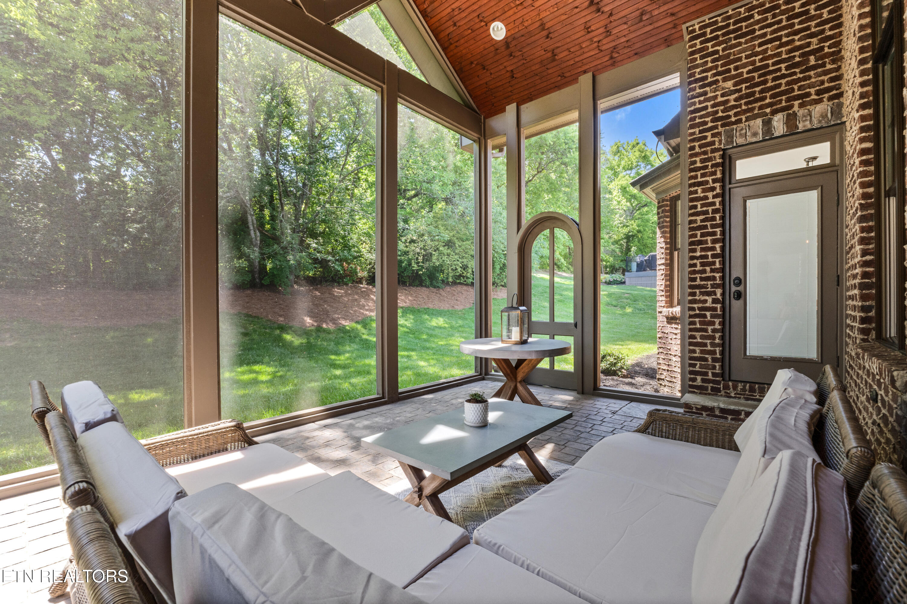 2215 Covered Bridge Boulevard Knoxville TN 37932