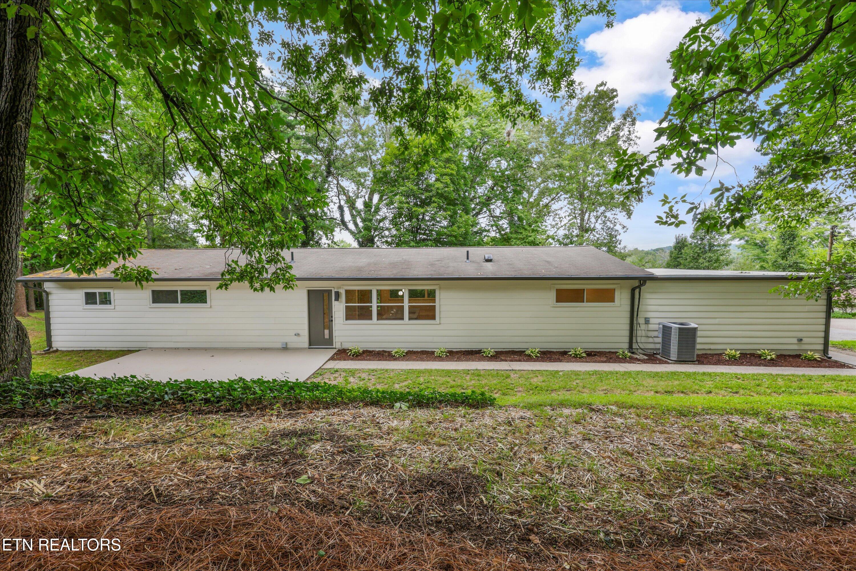 1700 Lockwood Drive Knoxville TN 37918