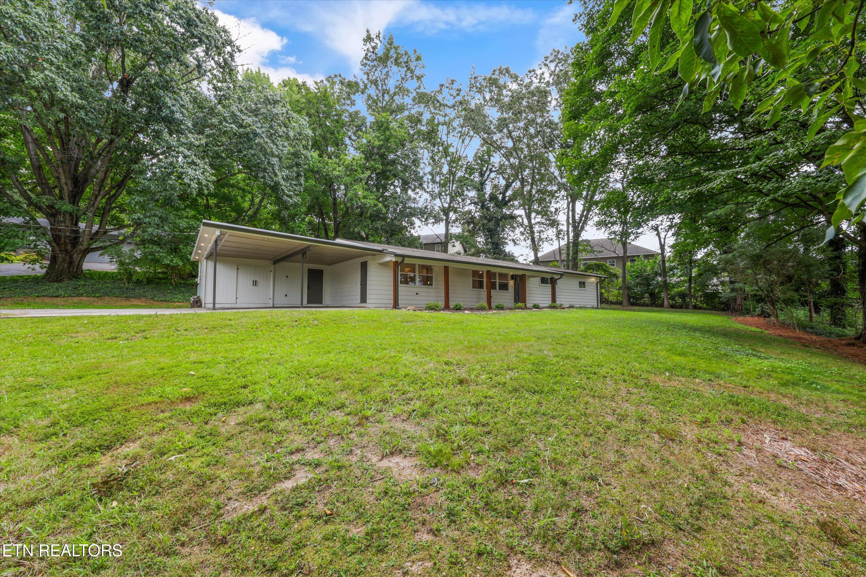 1700 Lockwood Drive Knoxville TN 37918