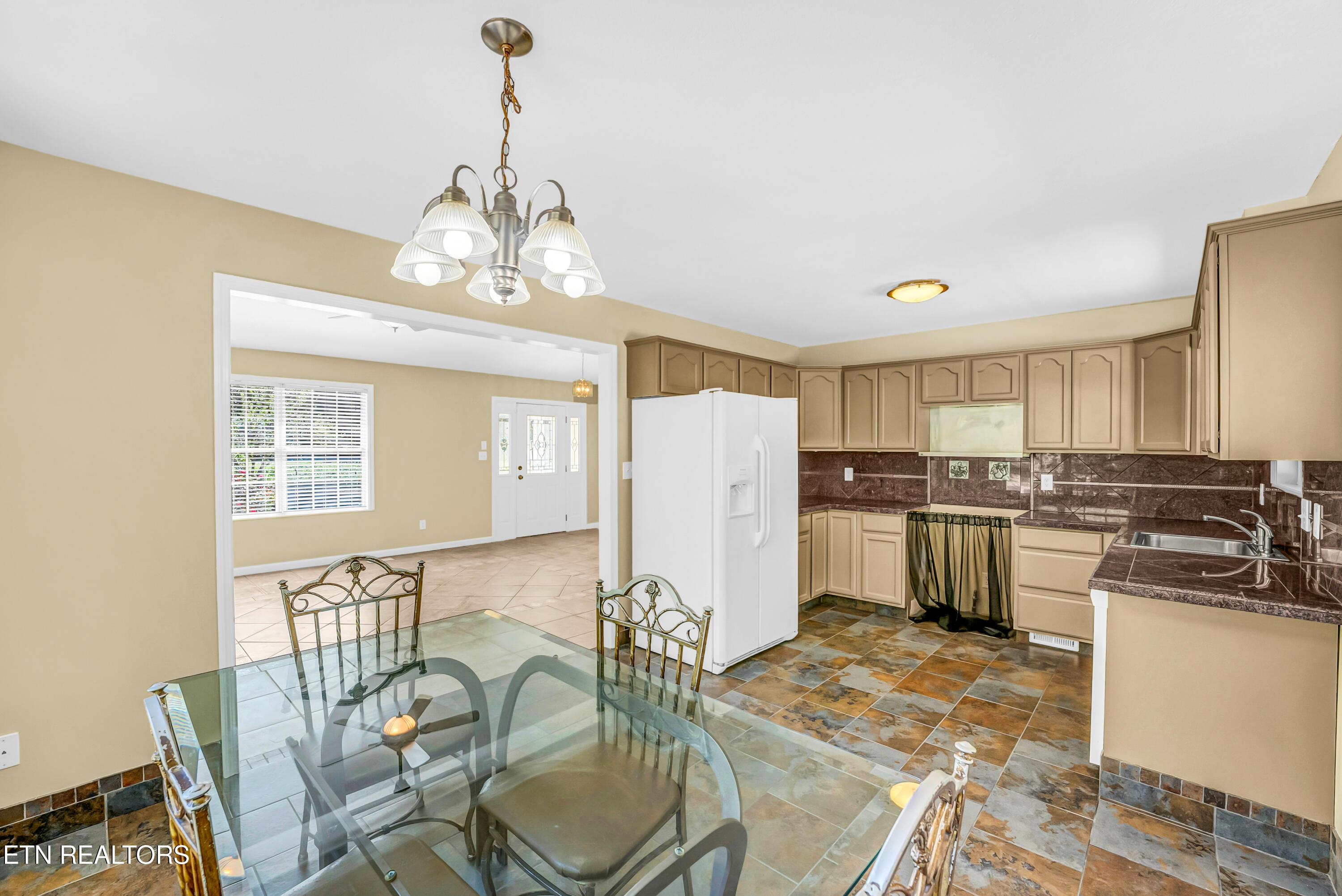 4701 Skyline Drive Knoxville TN 37914