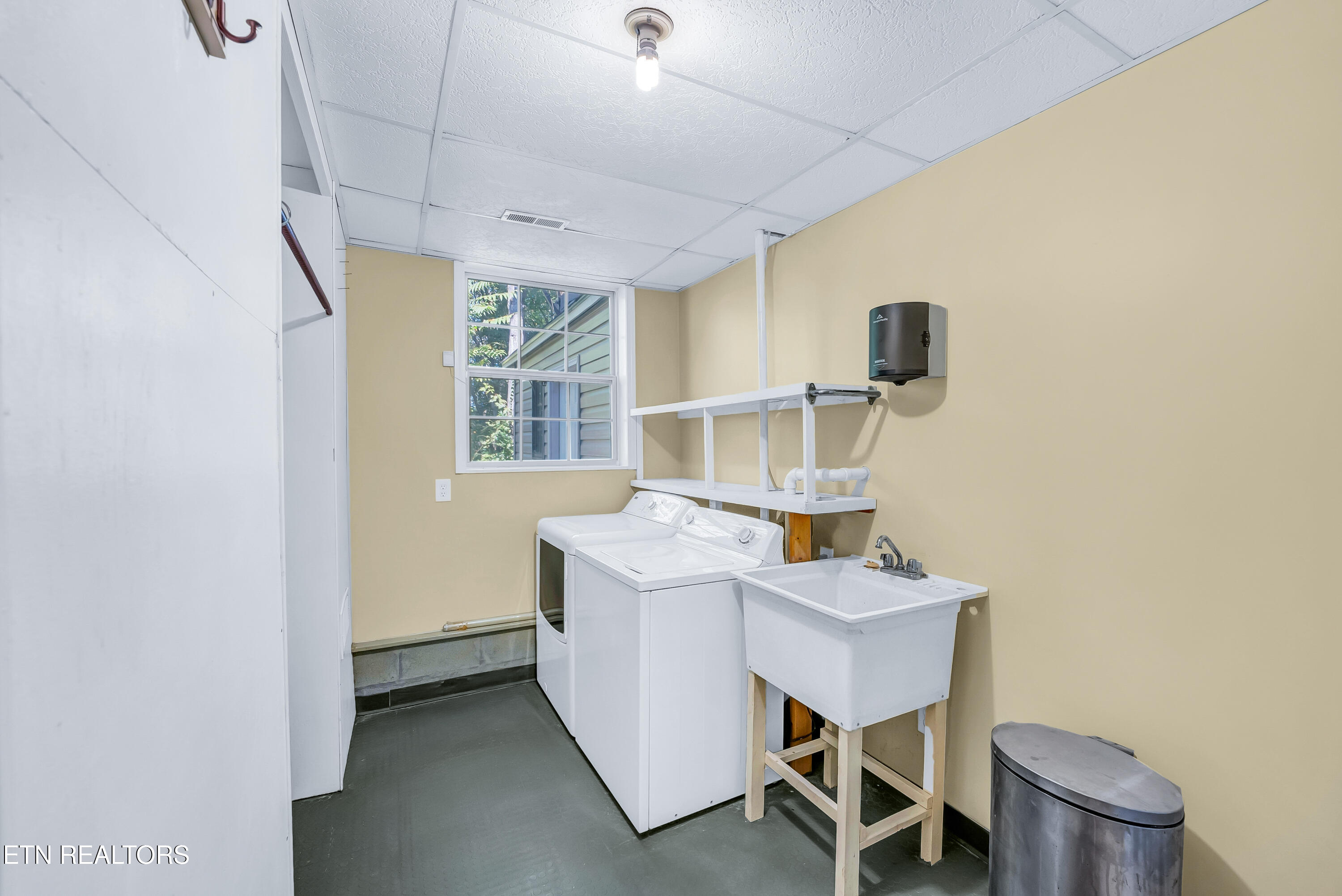 4701 Skyline Drive Knoxville TN 37914