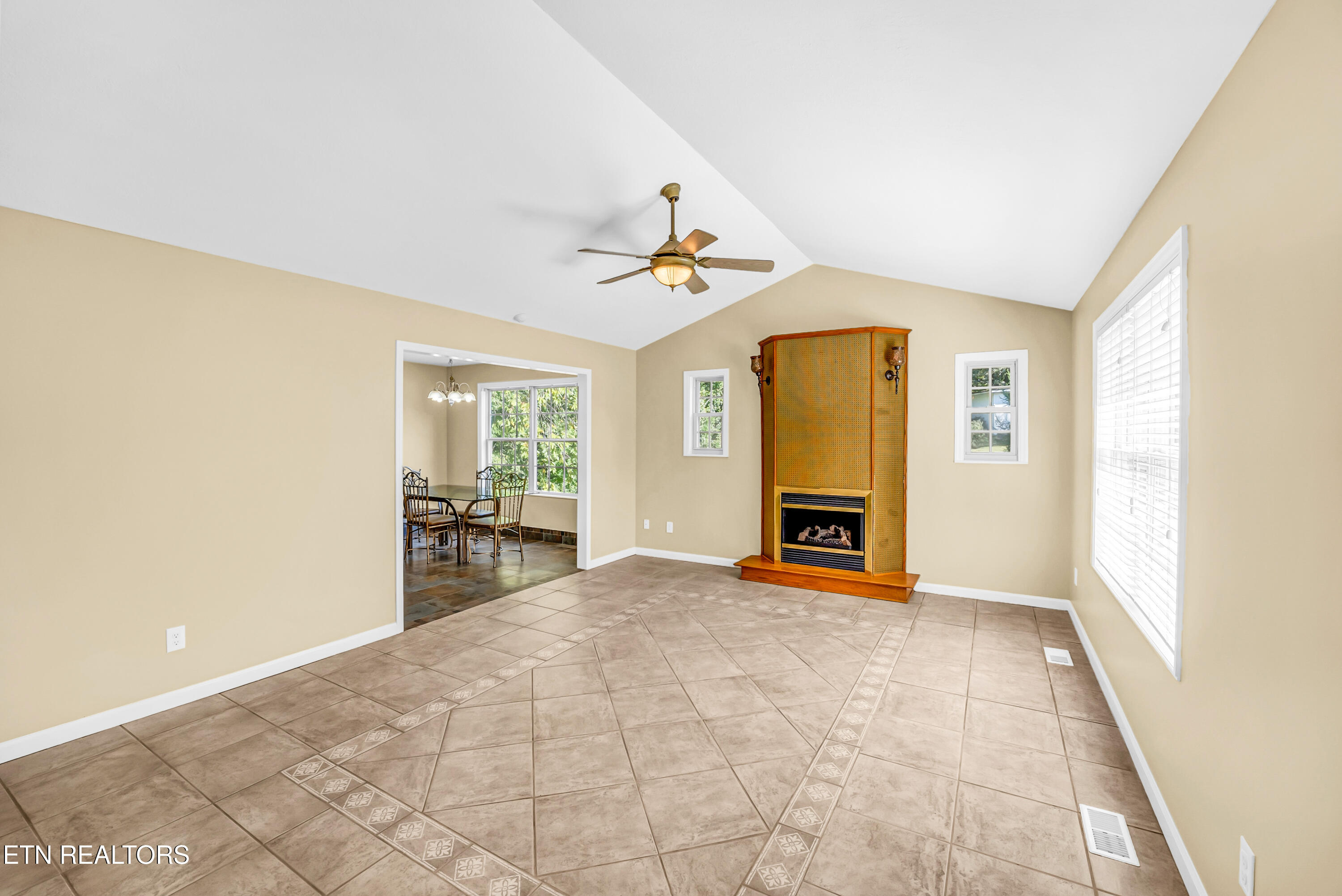 4701 Skyline Drive Knoxville TN 37914