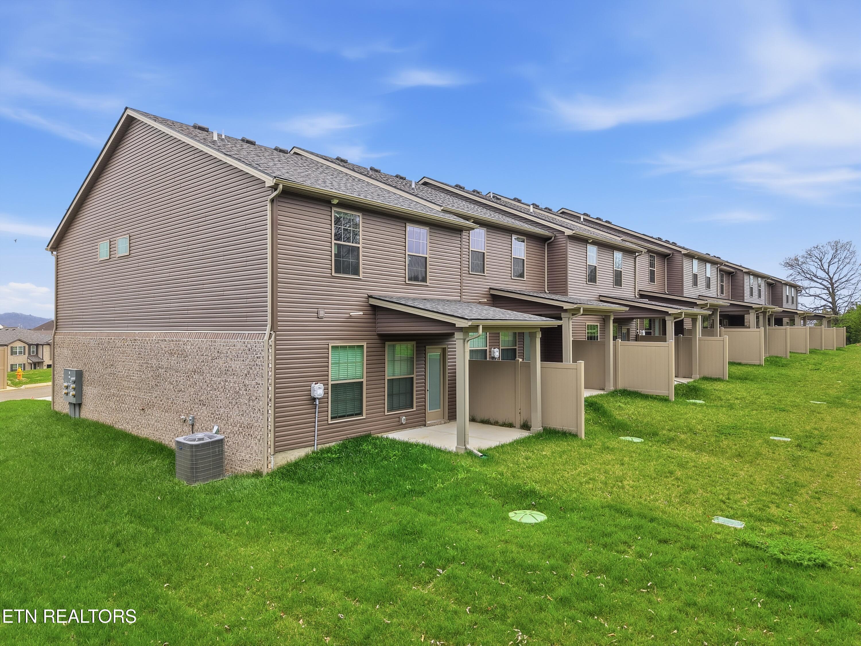 8958 Keenberg Lane Knoxville TN 37931