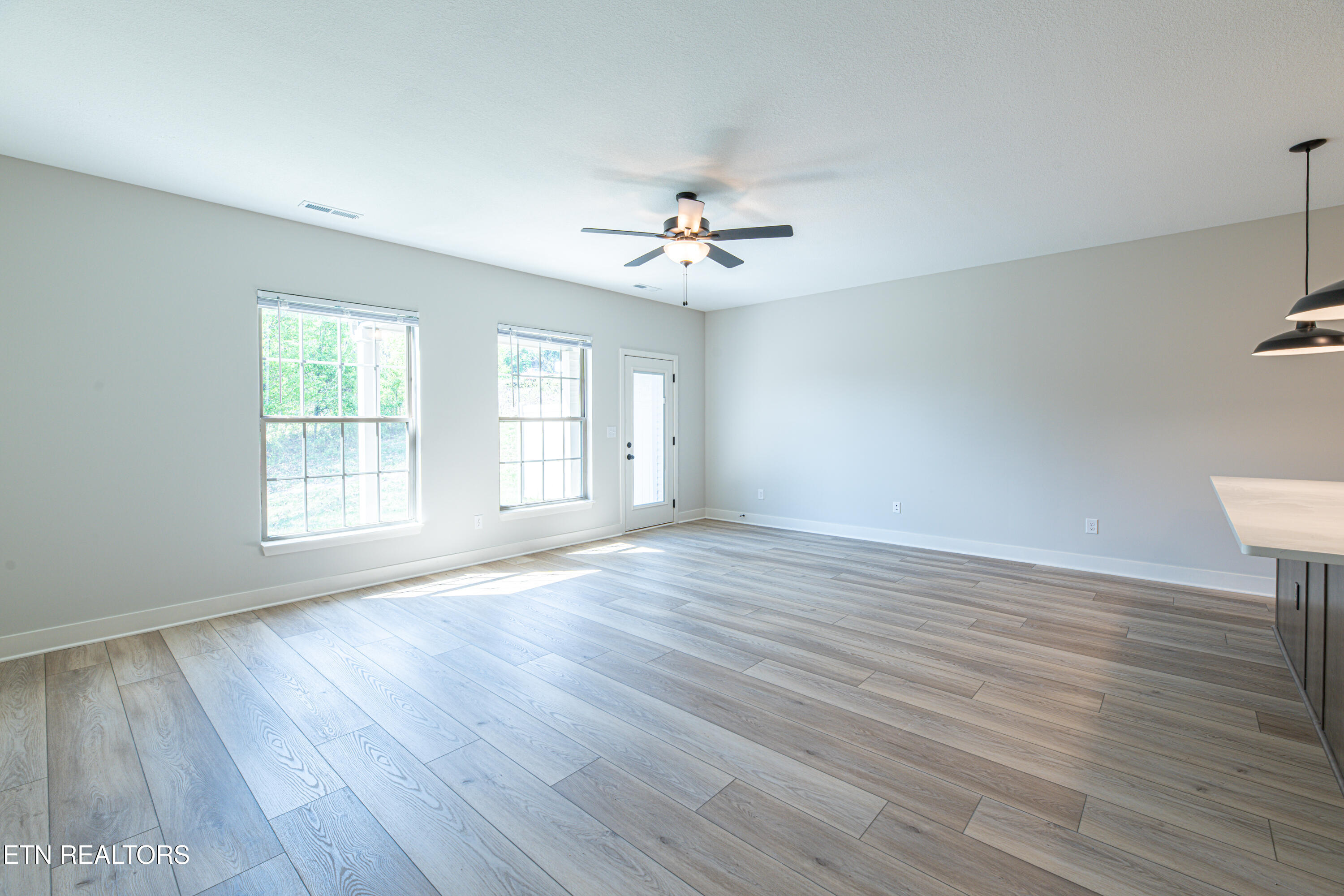 8958 Keenberg Lane Knoxville TN 37931