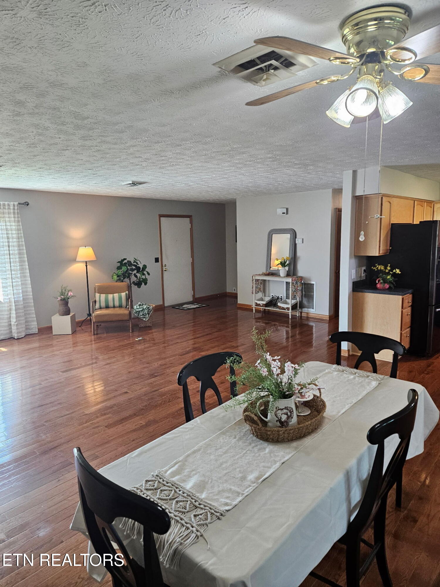 83 Shoreline Drive Crossville TN 38555
