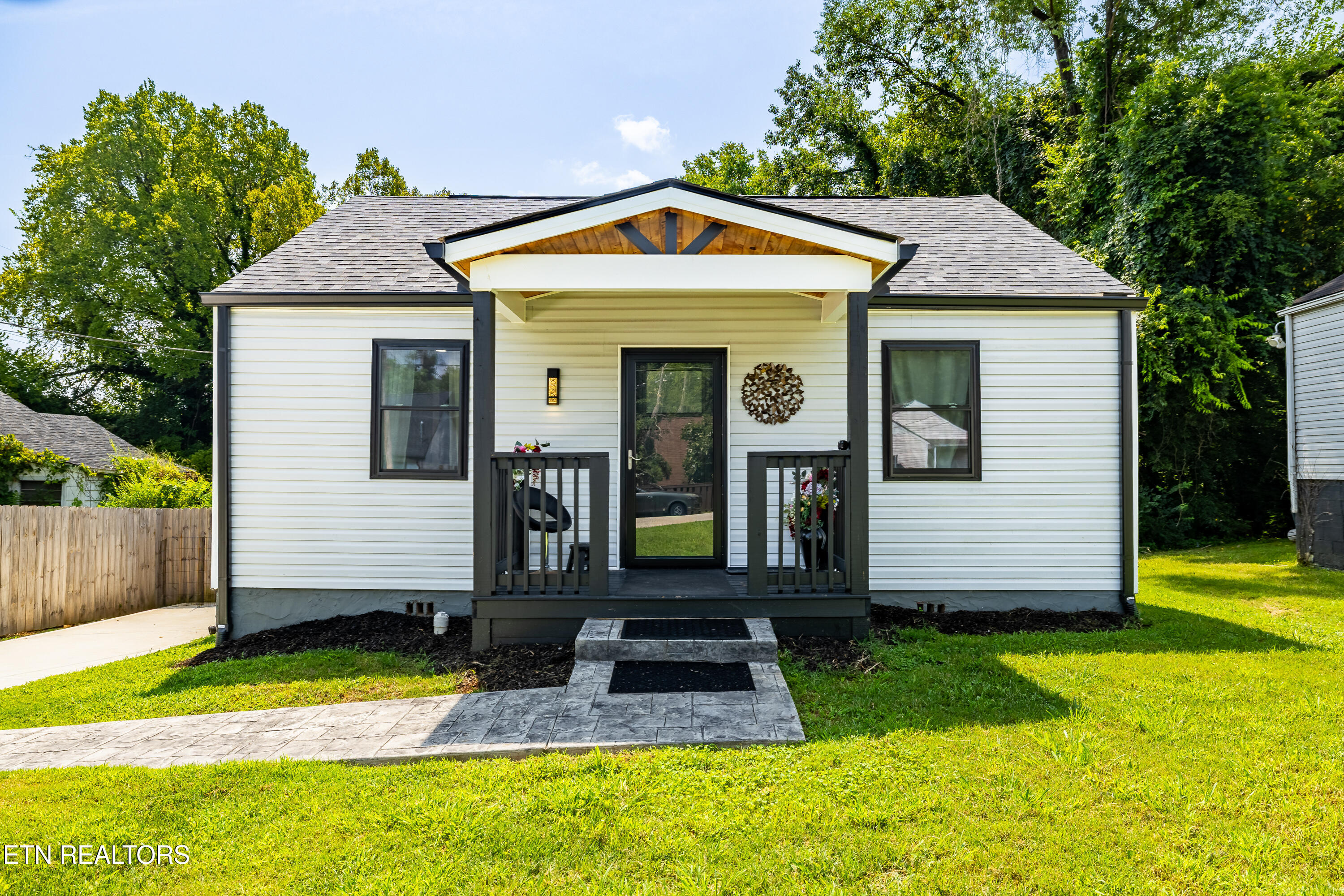 2032 Seminole Avenue Knoxville TN 37915