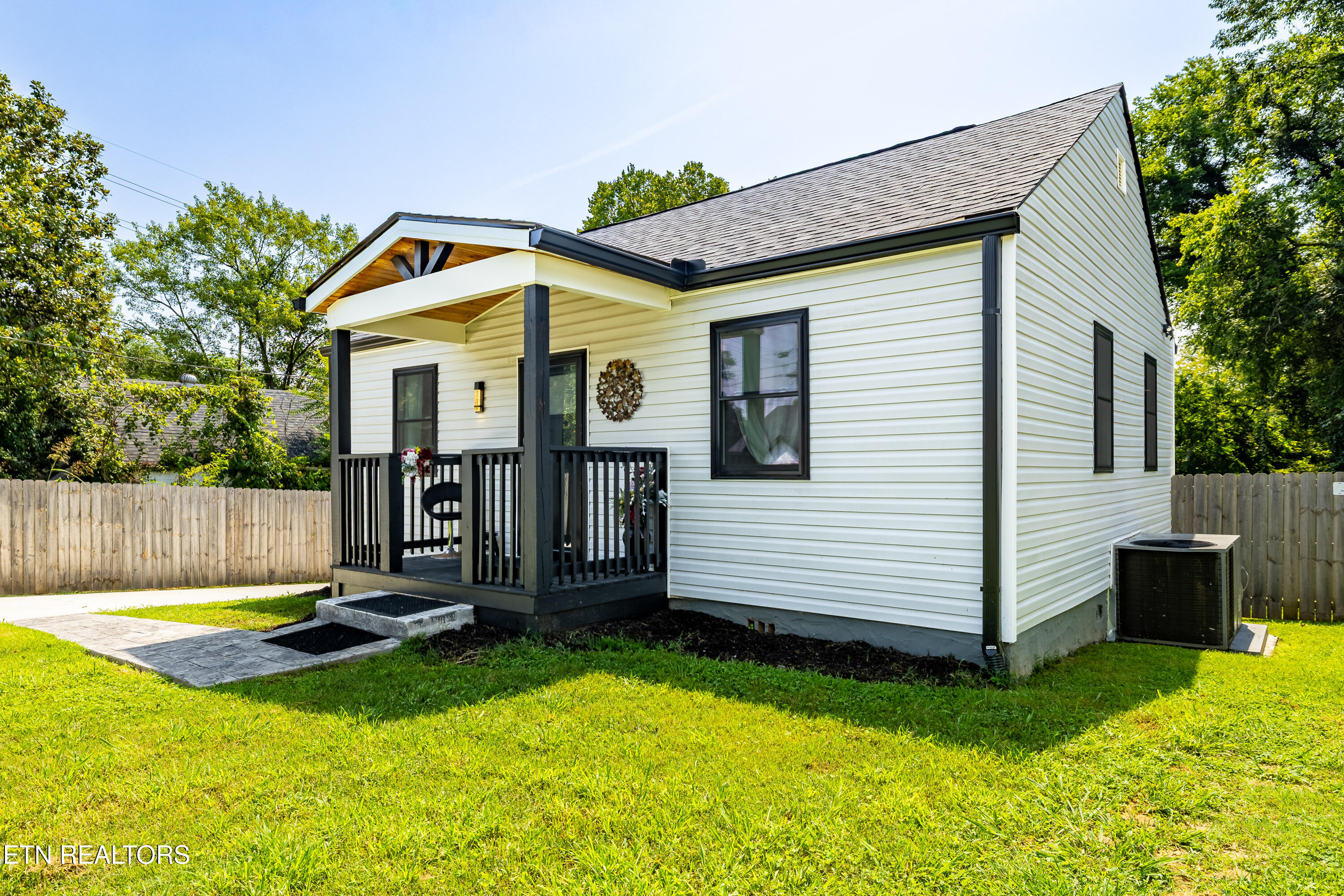 2032 Seminole Avenue Knoxville TN 37915