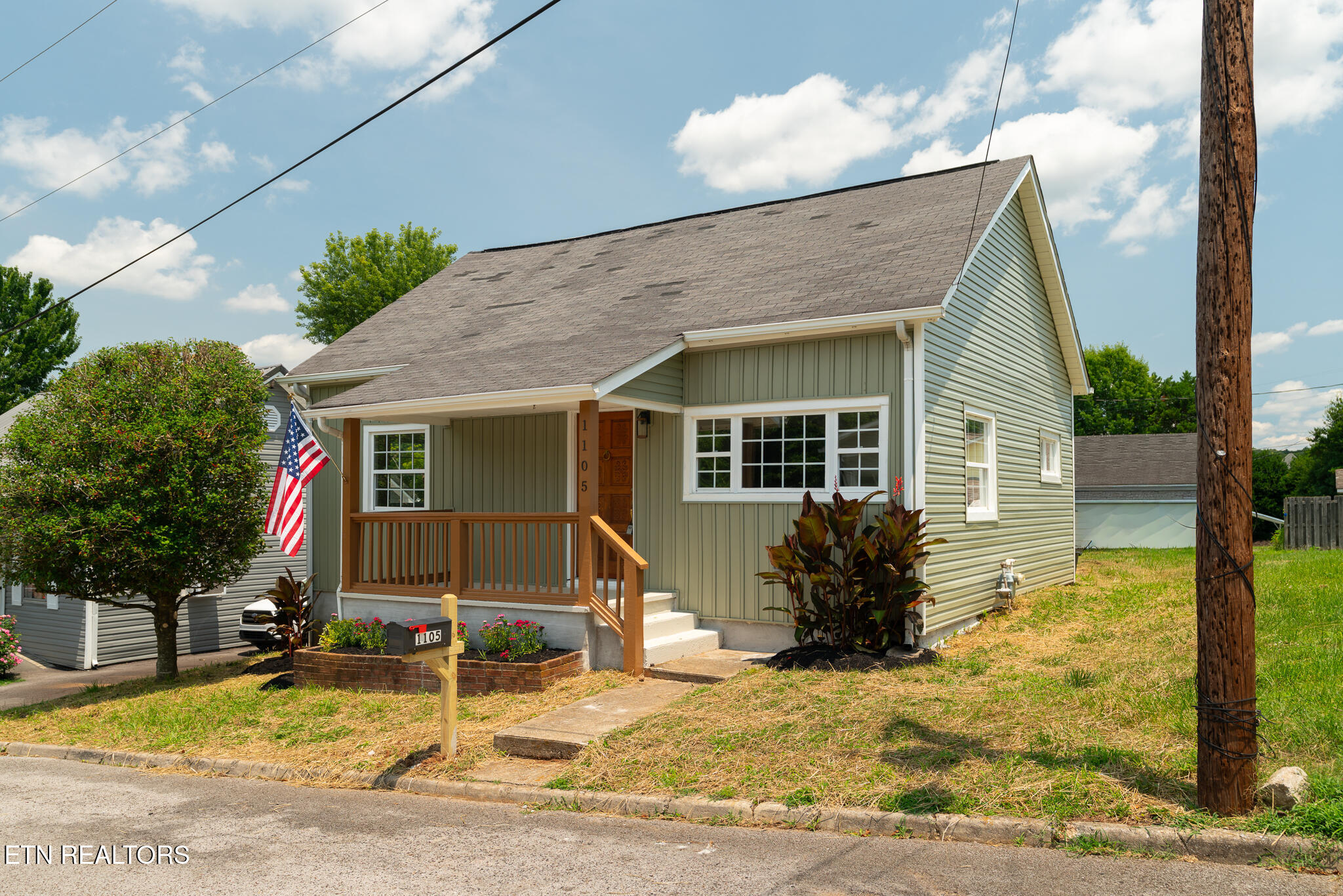 1105 Freedman Street Loudon TN 37774