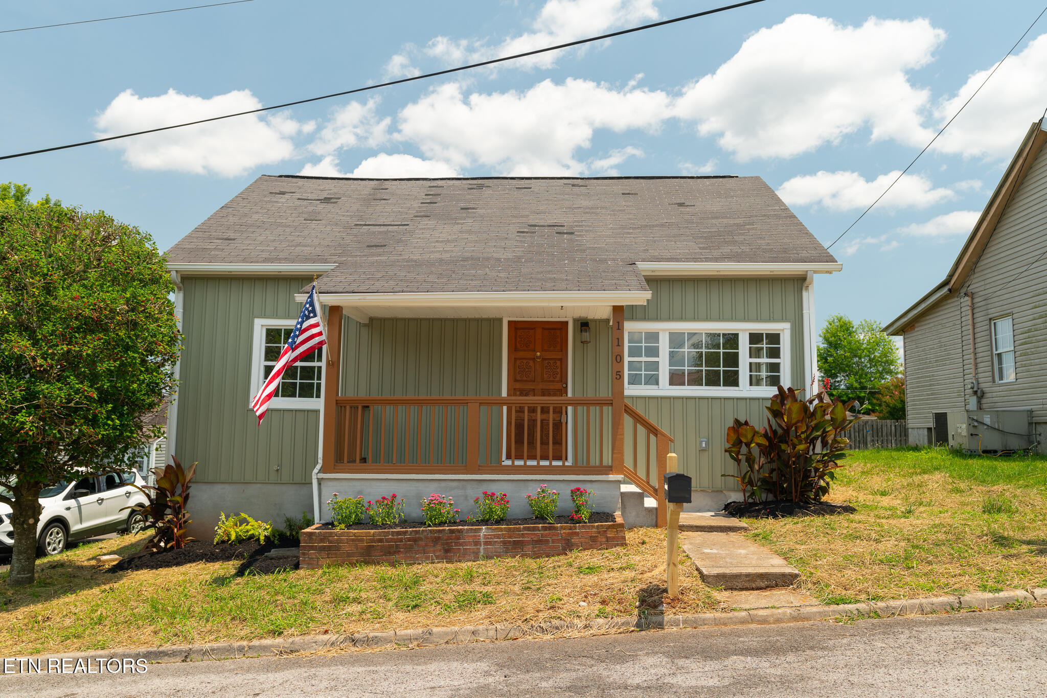 1105 Freedman Street Loudon TN 37774