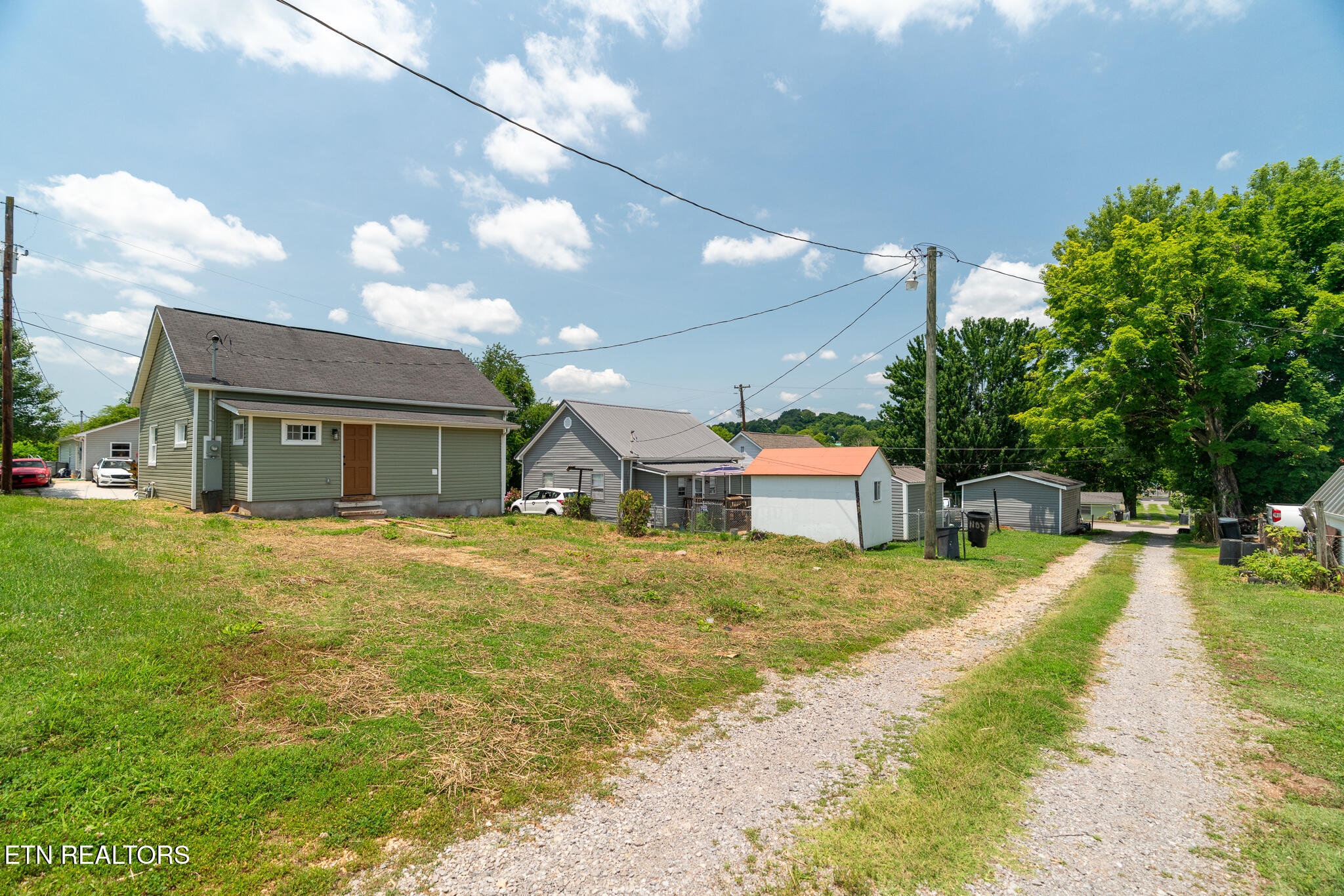 1105 Freedman Street Loudon TN 37774