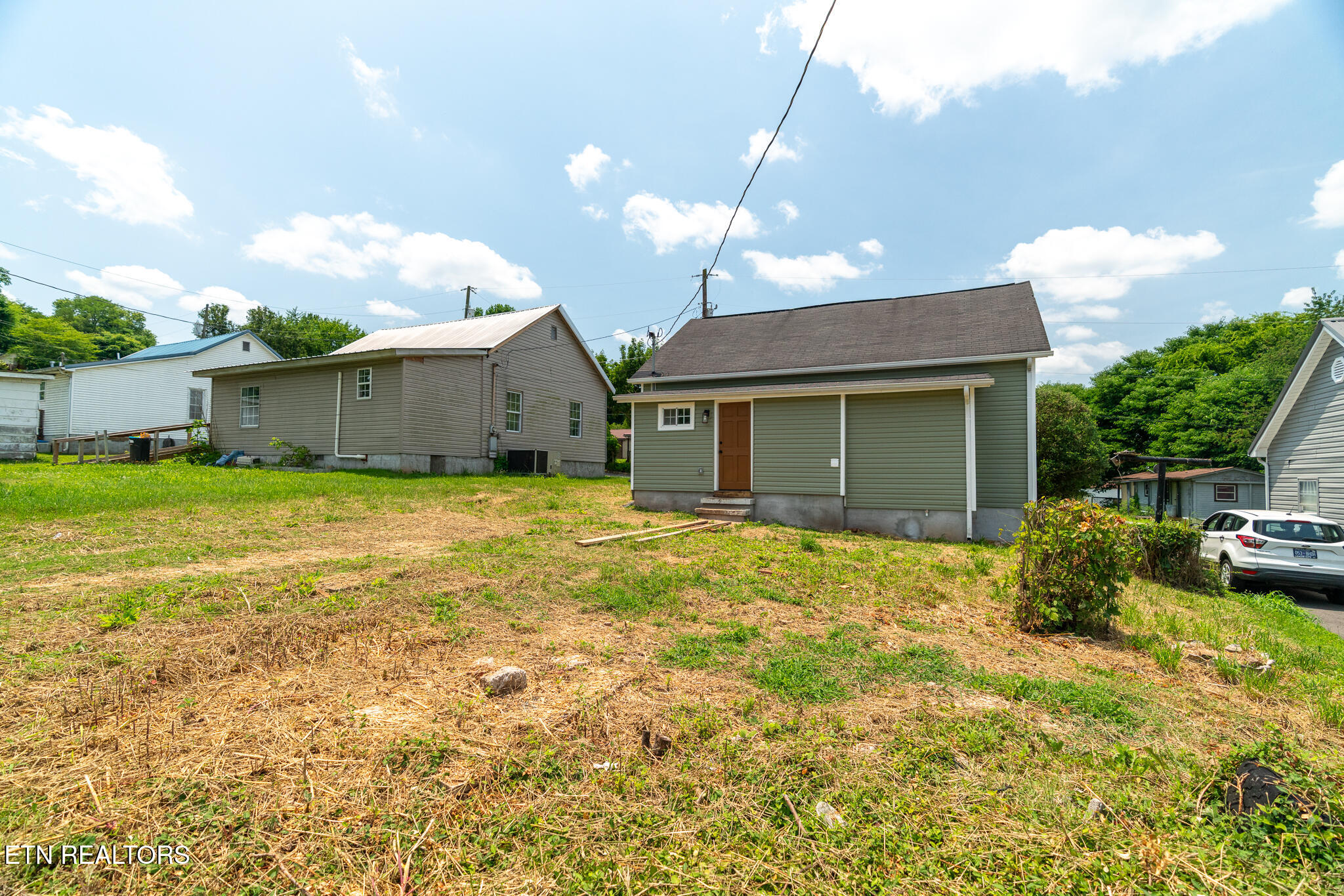 1105 Freedman Street Loudon TN 37774