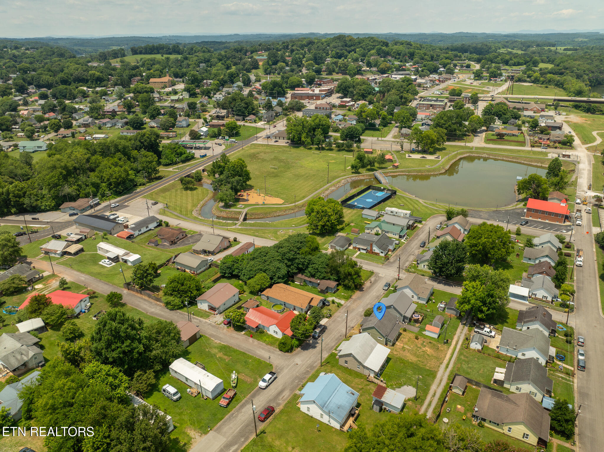1105 Freedman Street Loudon TN 37774
