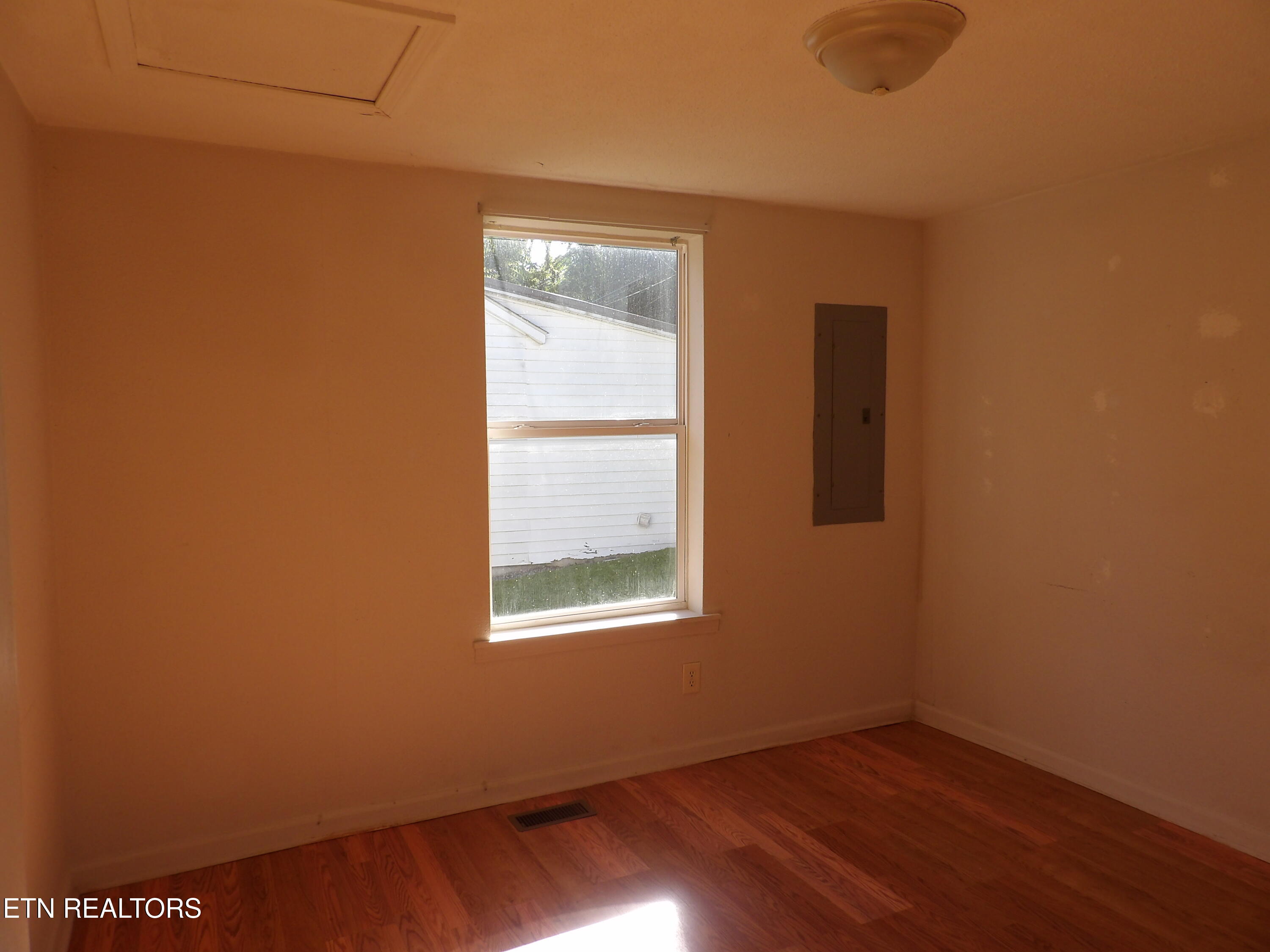 332 Cleveland Street Crossville TN 38555