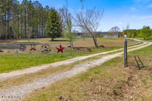 125 County Road 273 Niota TN 37826