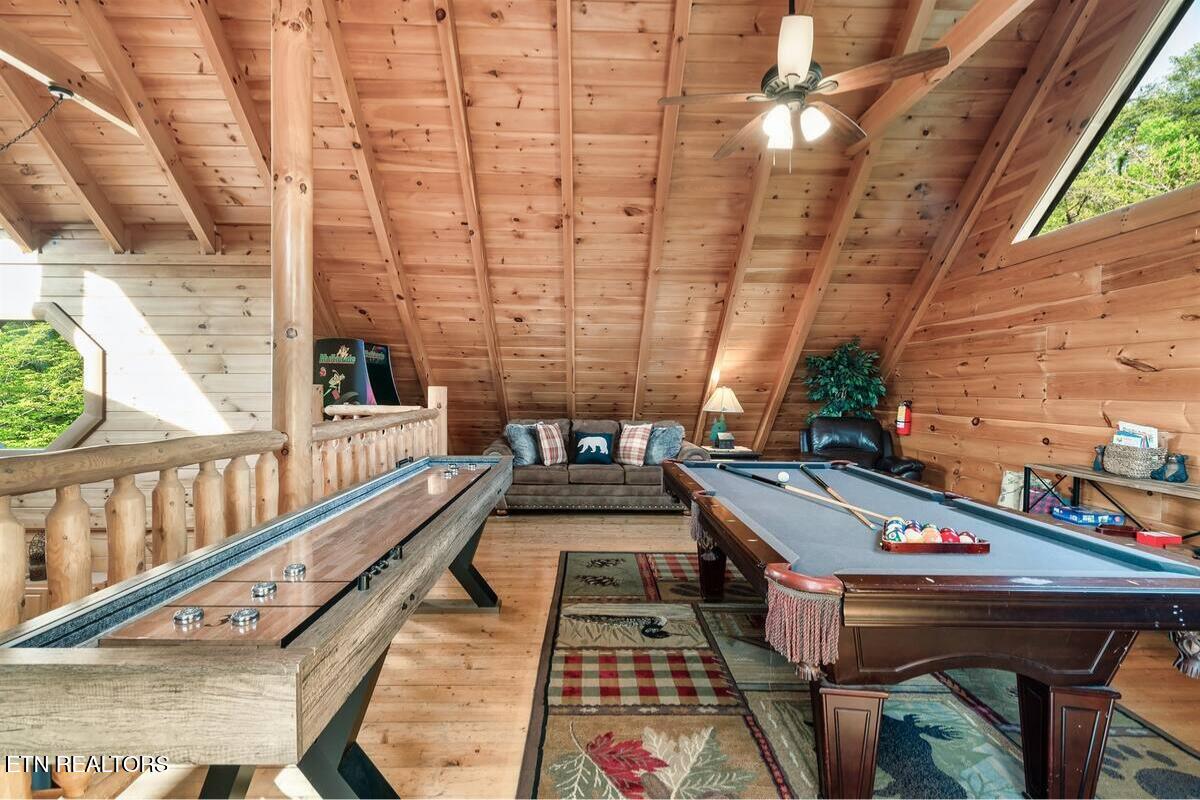 2140 Bear Haven Way Sevierville TN 37876