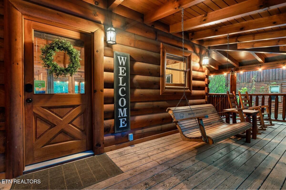 2140 Bear Haven Way Sevierville TN 37876