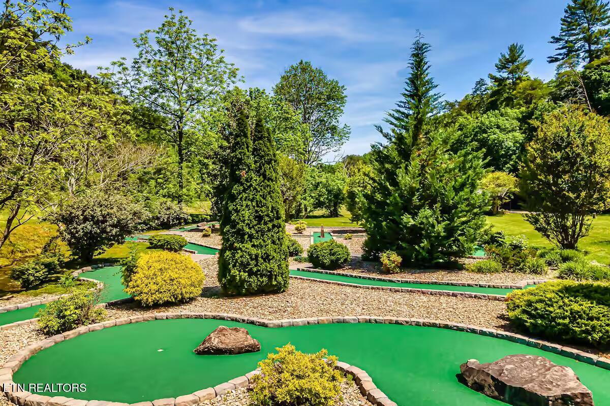 2140 Bear Haven Way Sevierville TN 37876