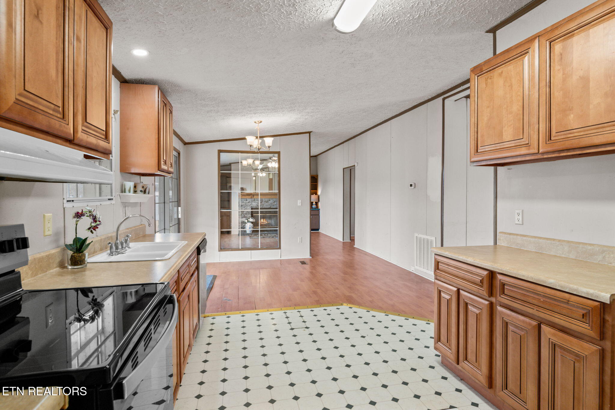 1009 Ridge View Road Maryville TN 37801