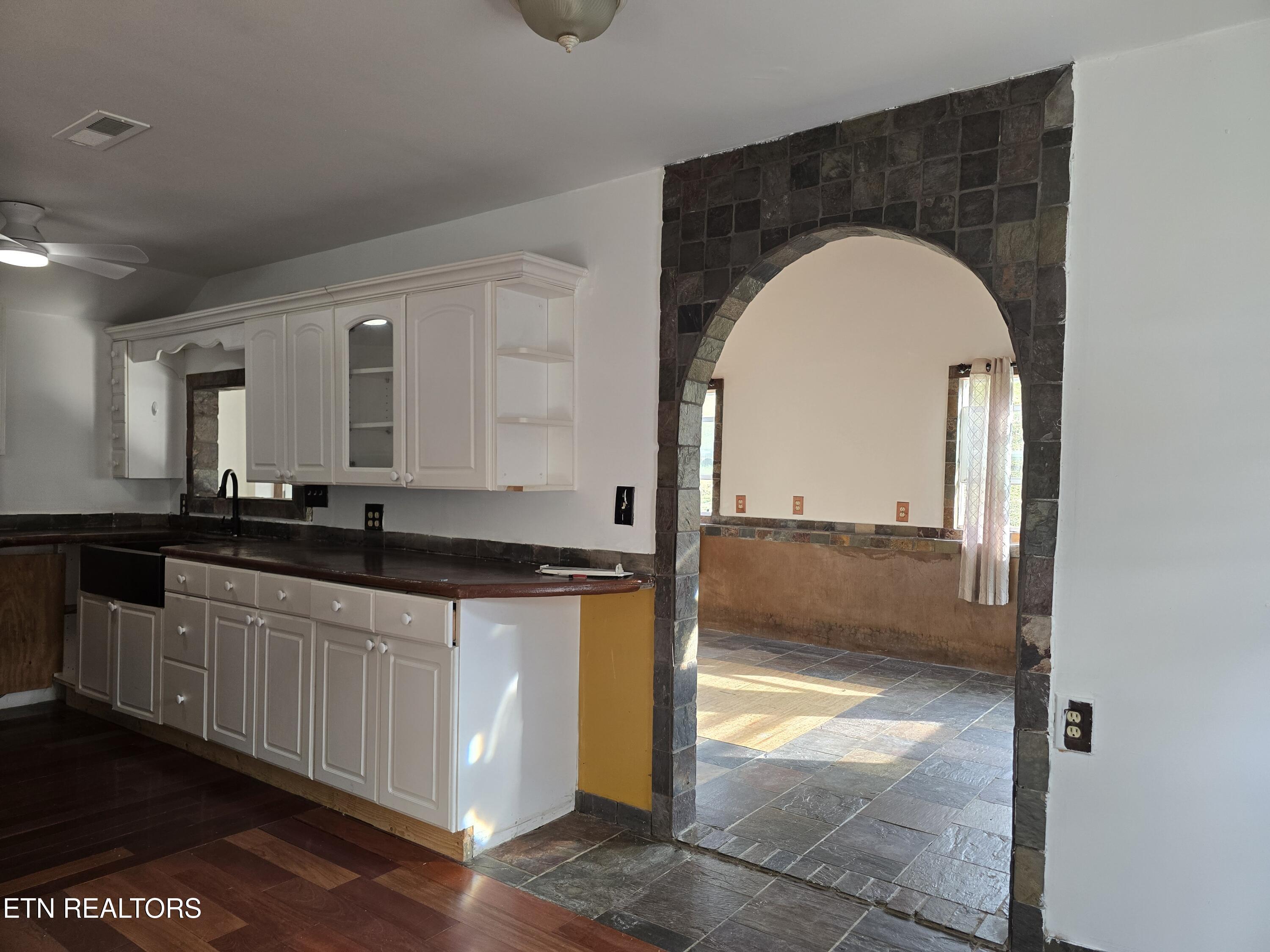 197 Wolfe Road Sneedville TN 37869