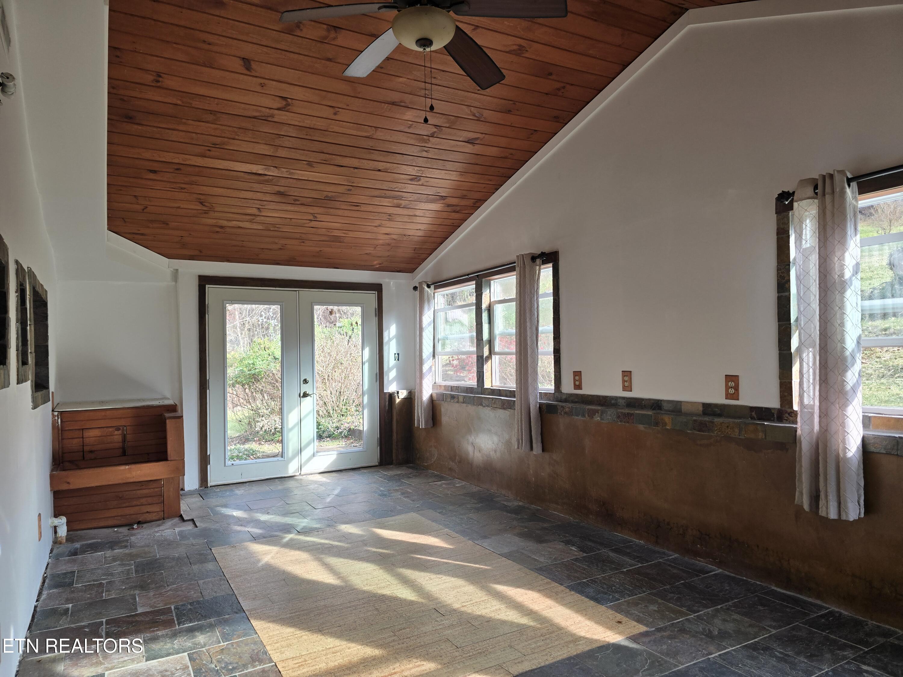 197 Wolfe Road Sneedville TN 37869
