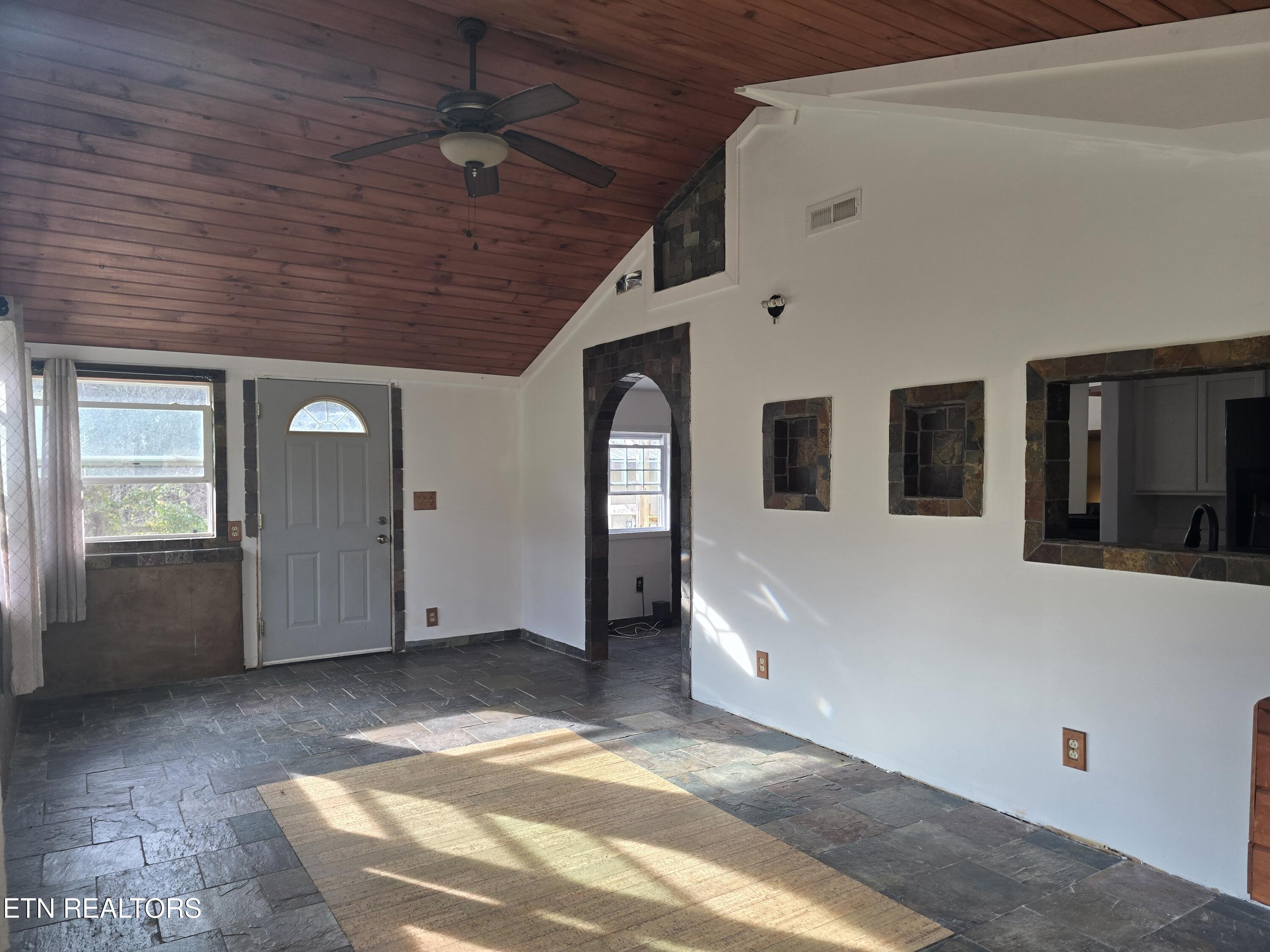 197 Wolfe Road Sneedville TN 37869