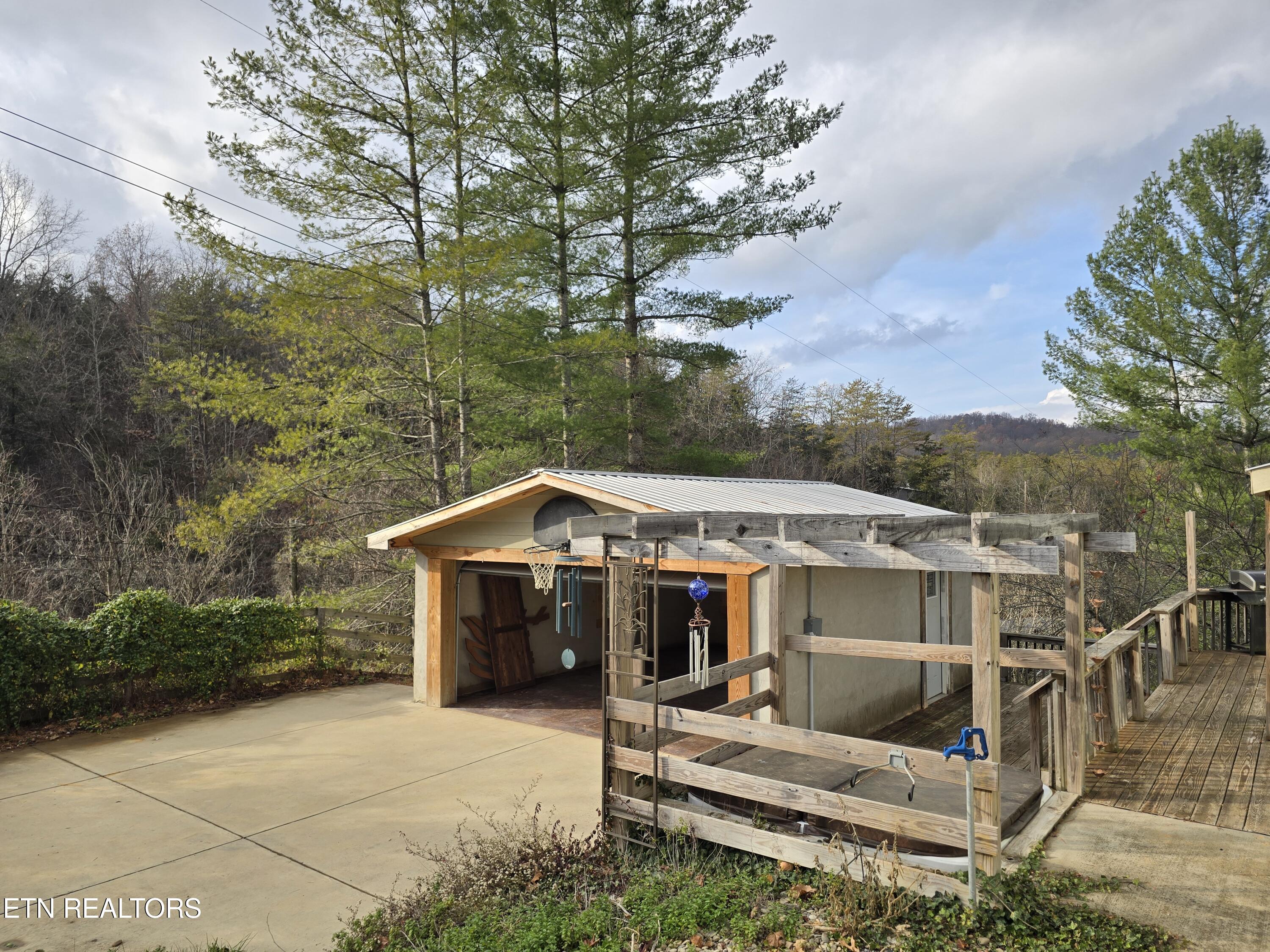 197 Wolfe Road Sneedville TN 37869