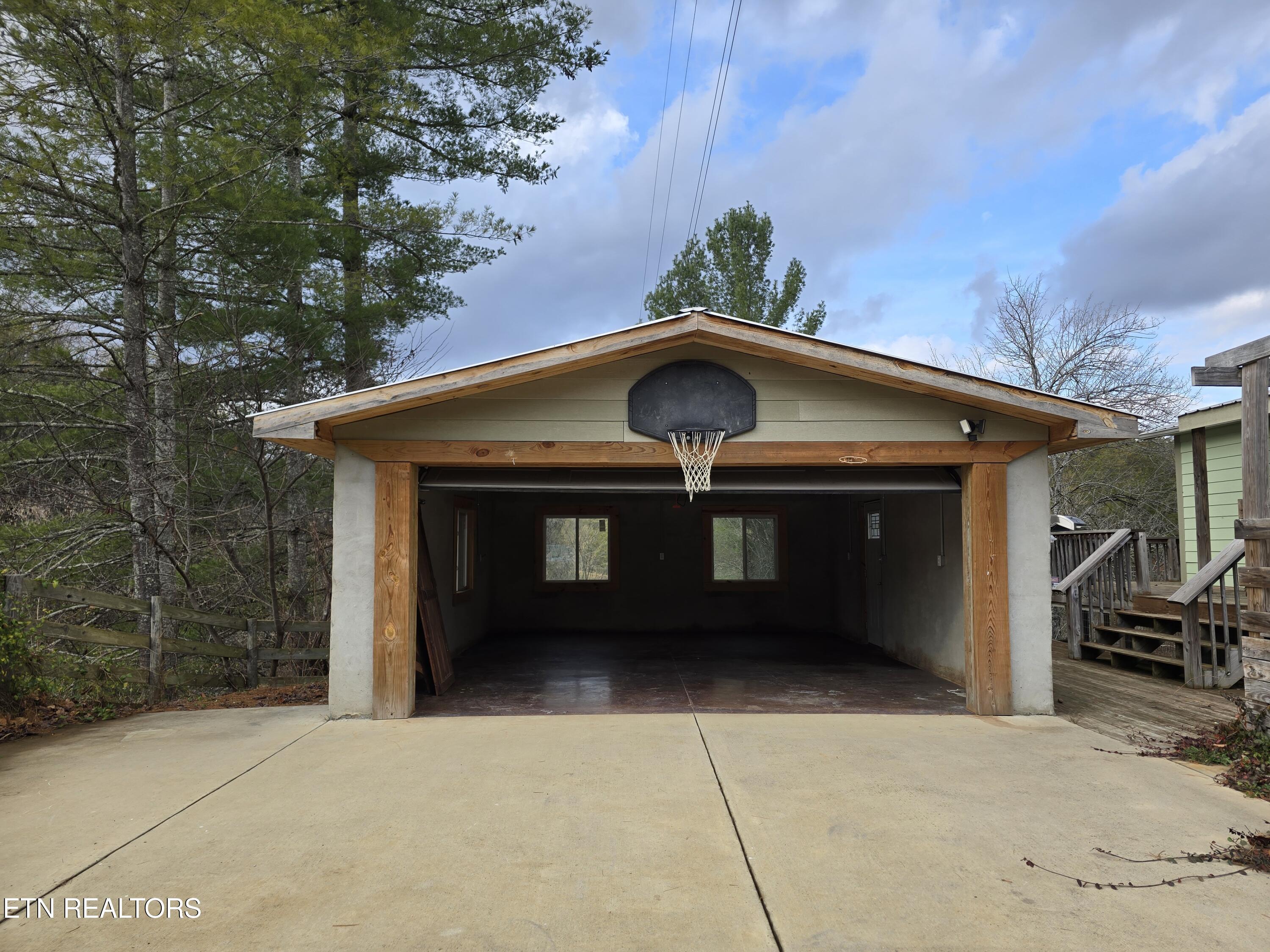 197 Wolfe Road Sneedville TN 37869