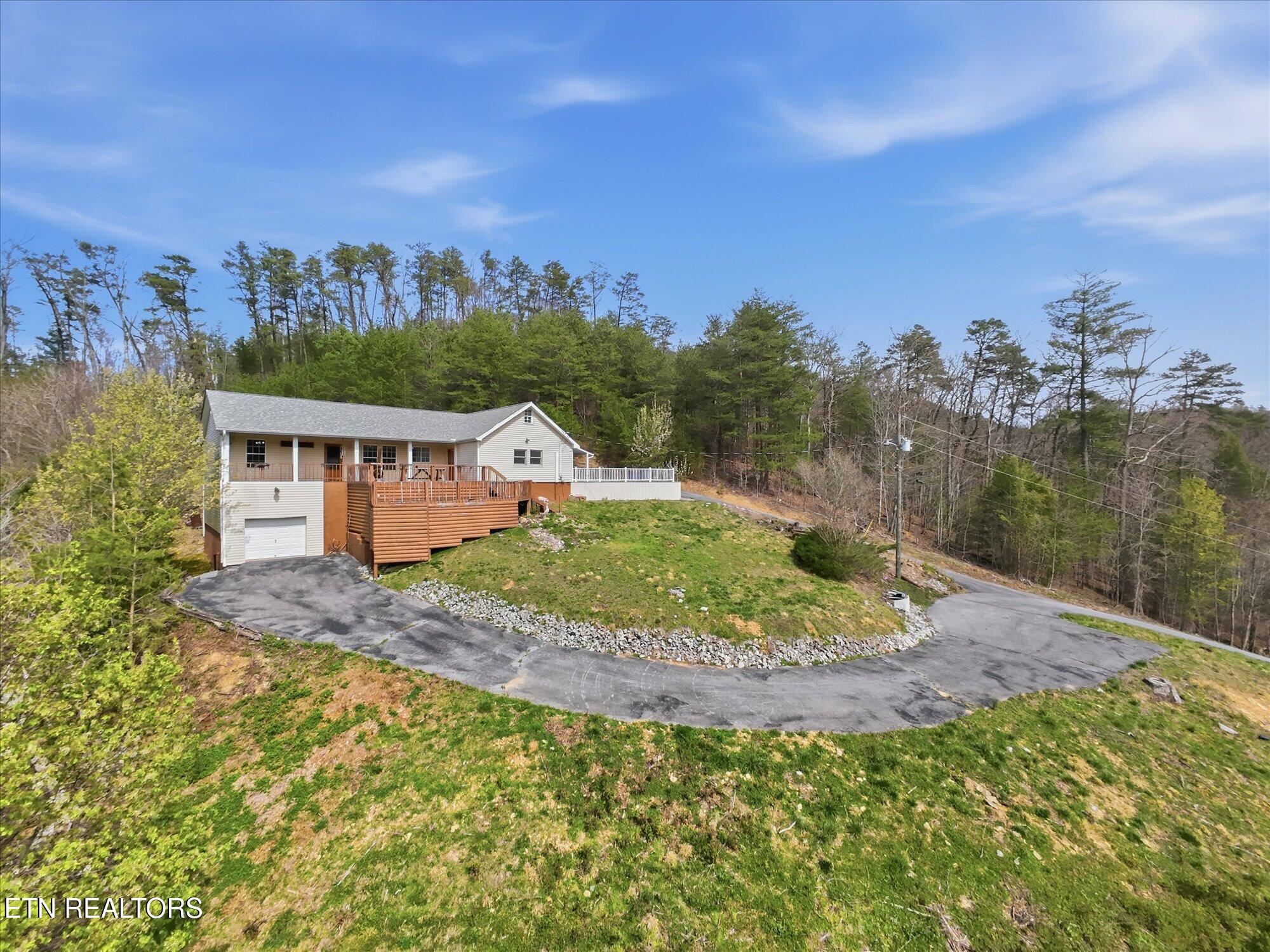 1502 Valley Cove Way Sevierville TN 37862