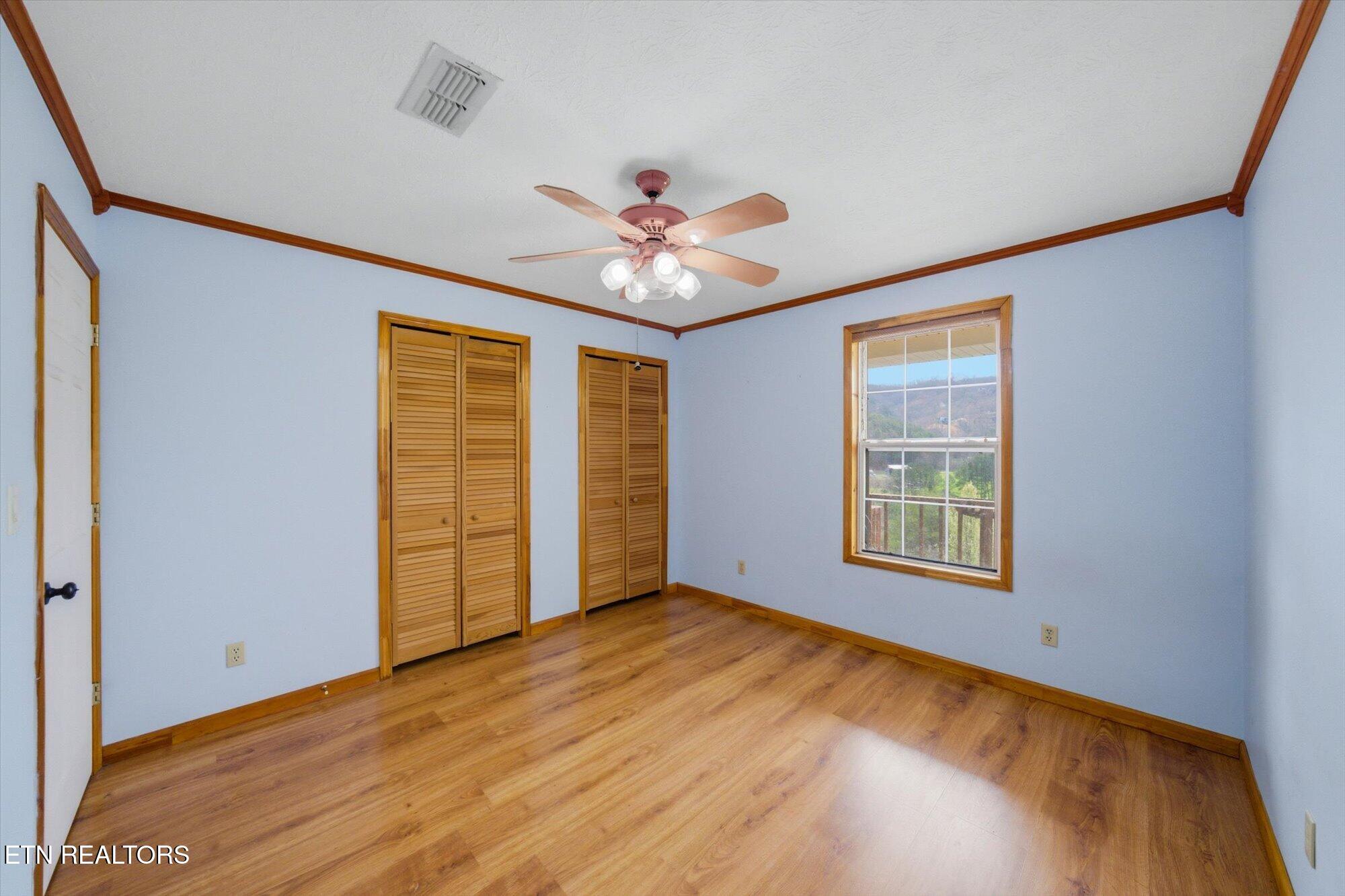 1502 Valley Cove Way Sevierville TN 37862