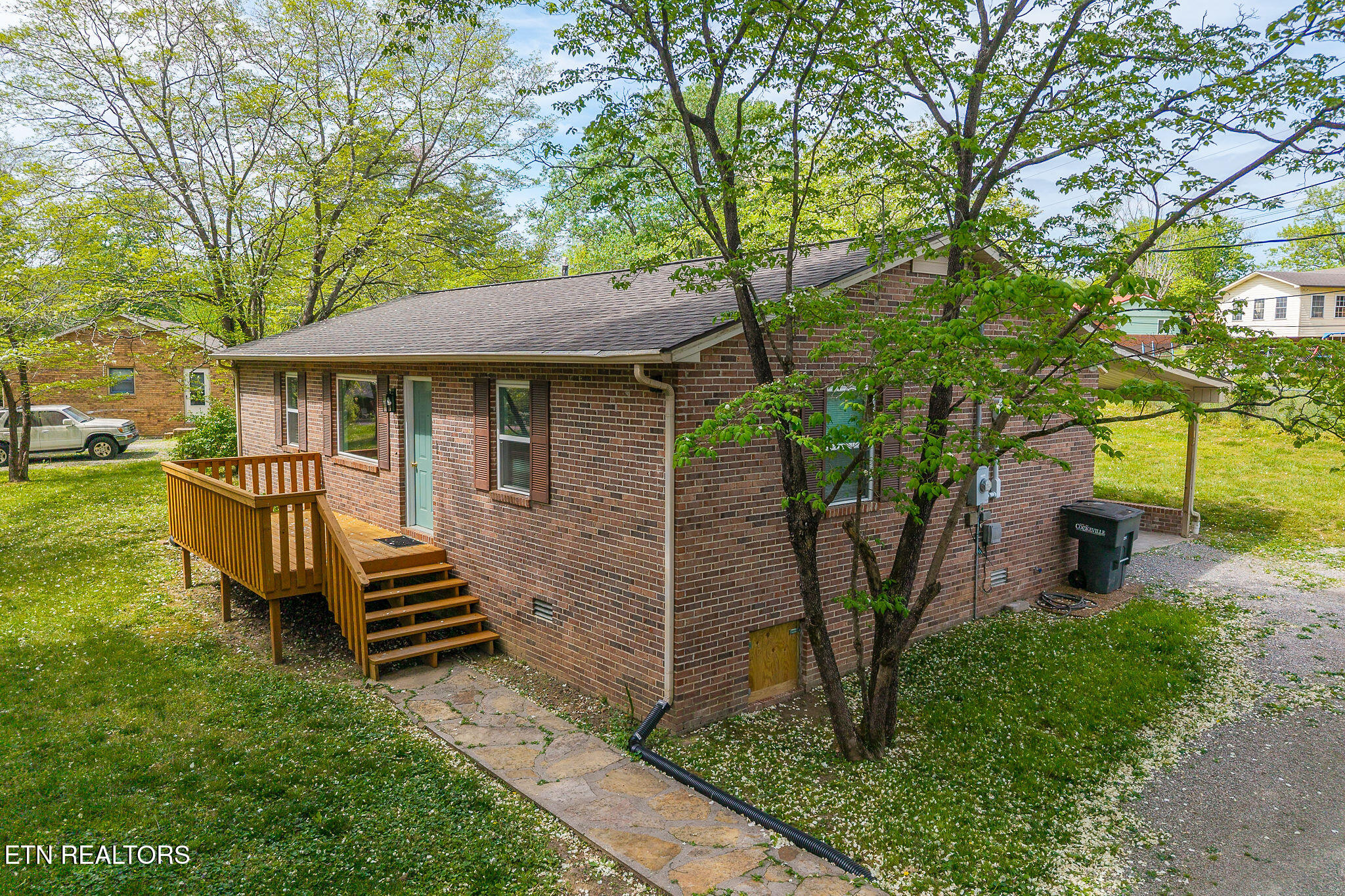 1423 Shadow Lane Cookeville TN 38501