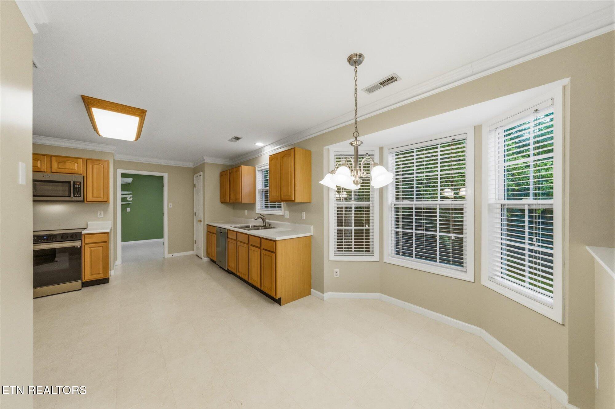 615 Mountain Pass Lane Knoxville TN 37923